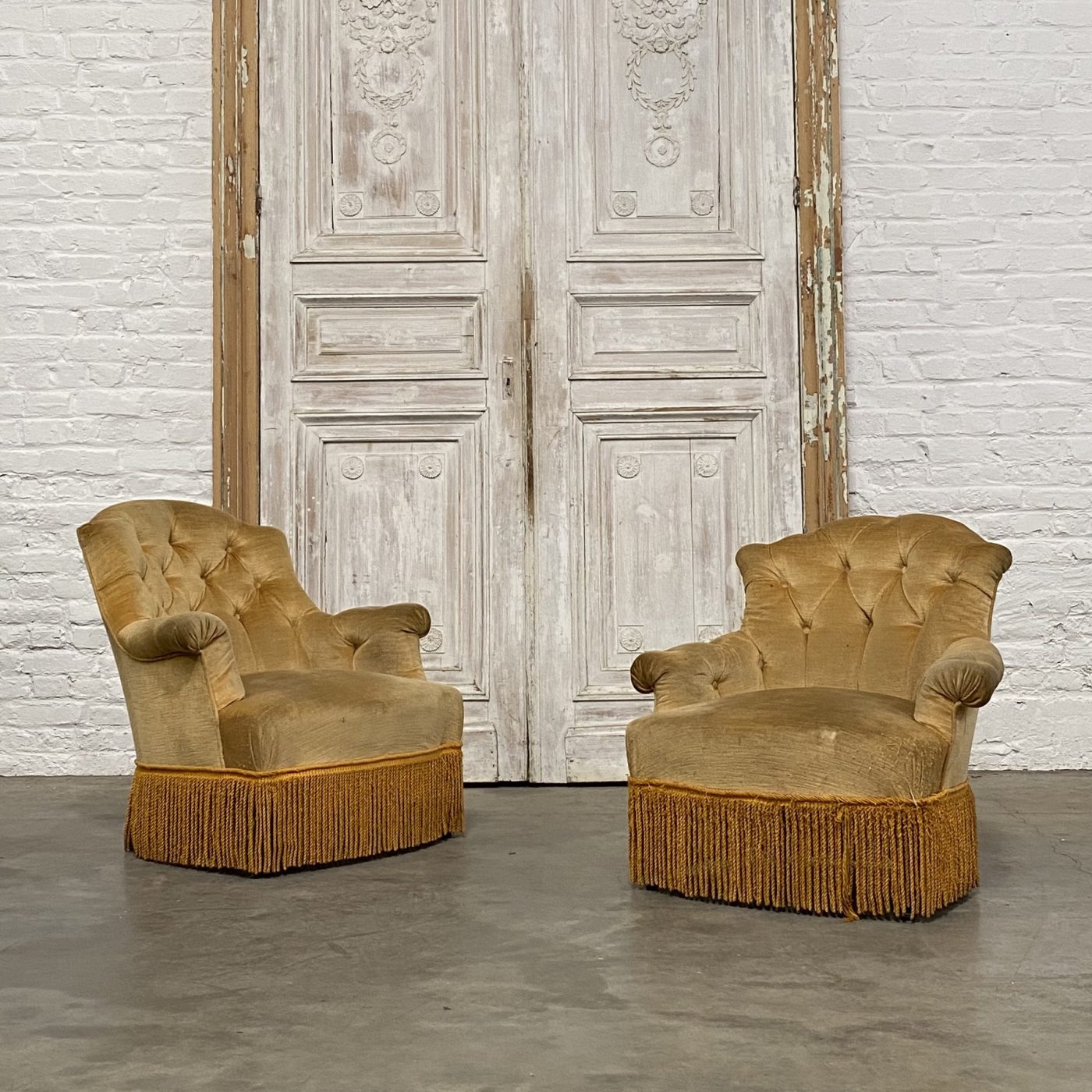 objet-vagabond-napoleon3-armchairs0001