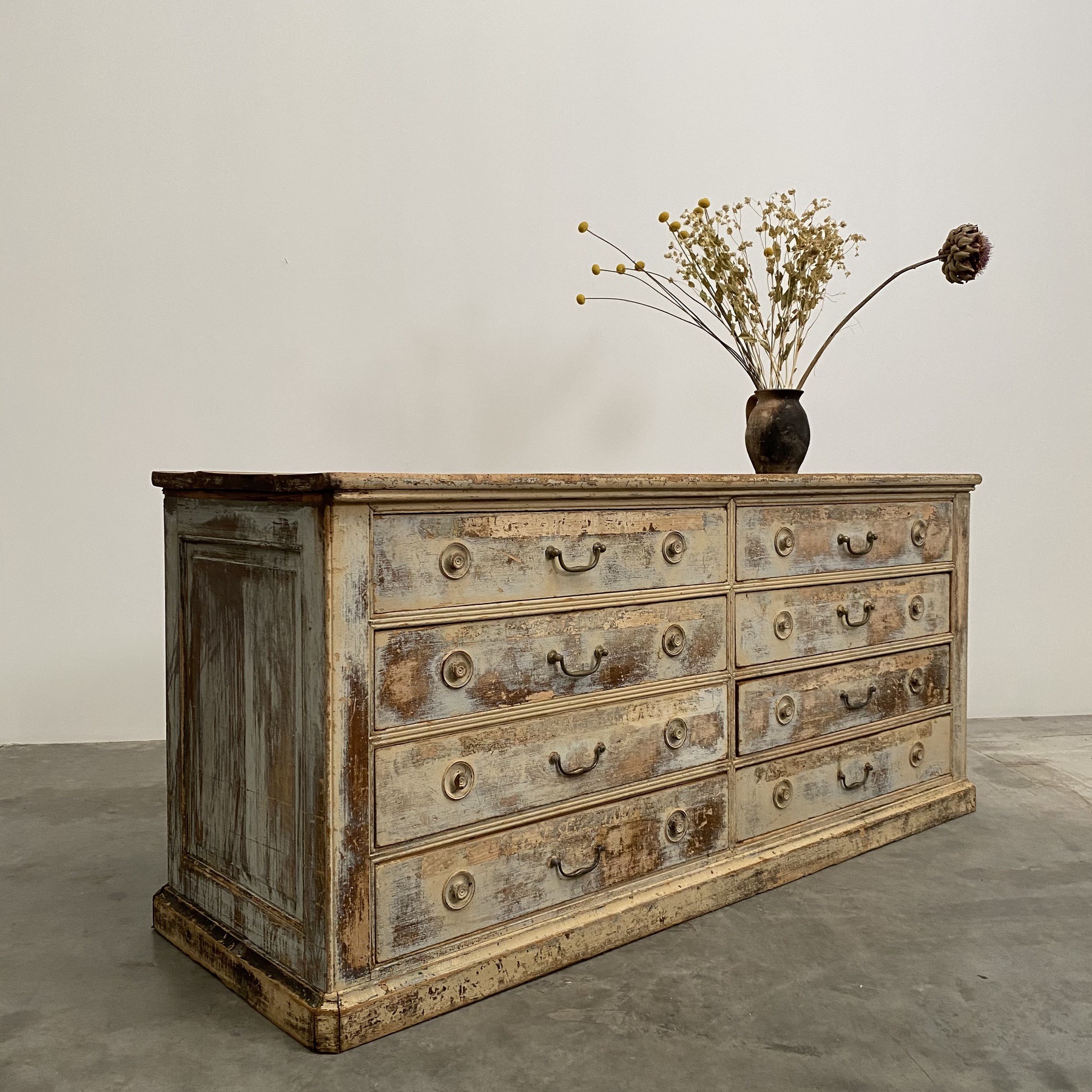 objet-vagabond-painted-chest0000