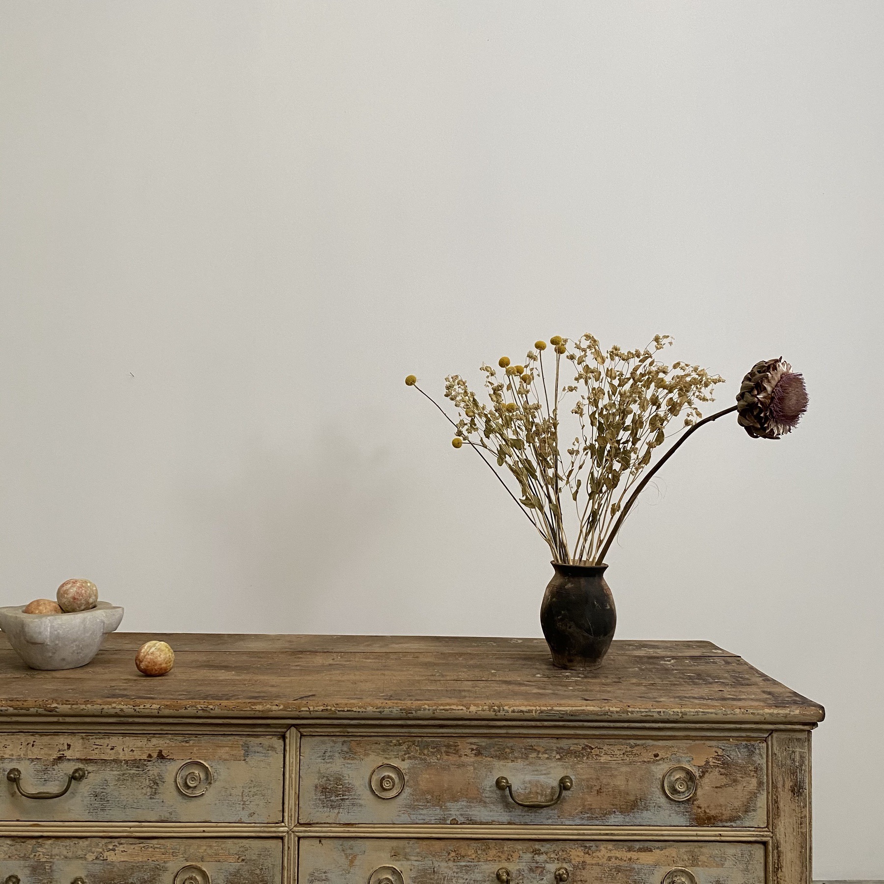 objet-vagabond-painted-chest0008