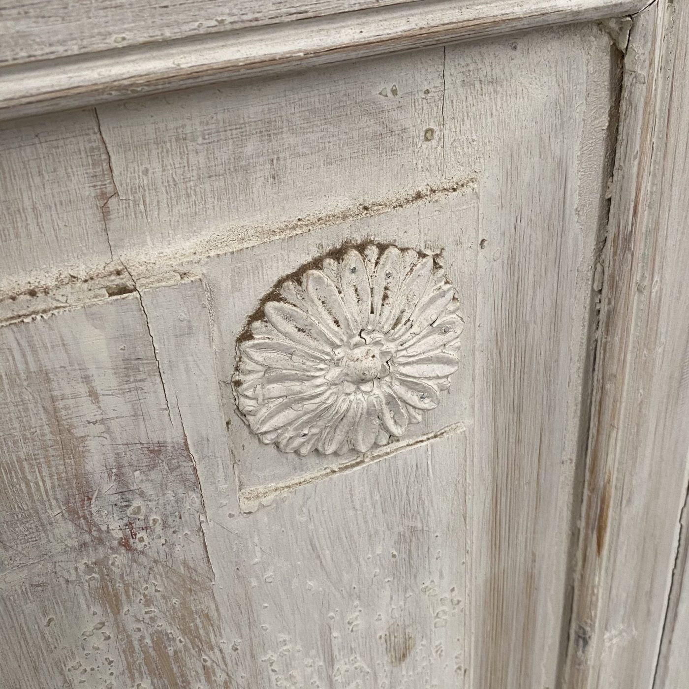 objet-vagabond-painted-doors0000