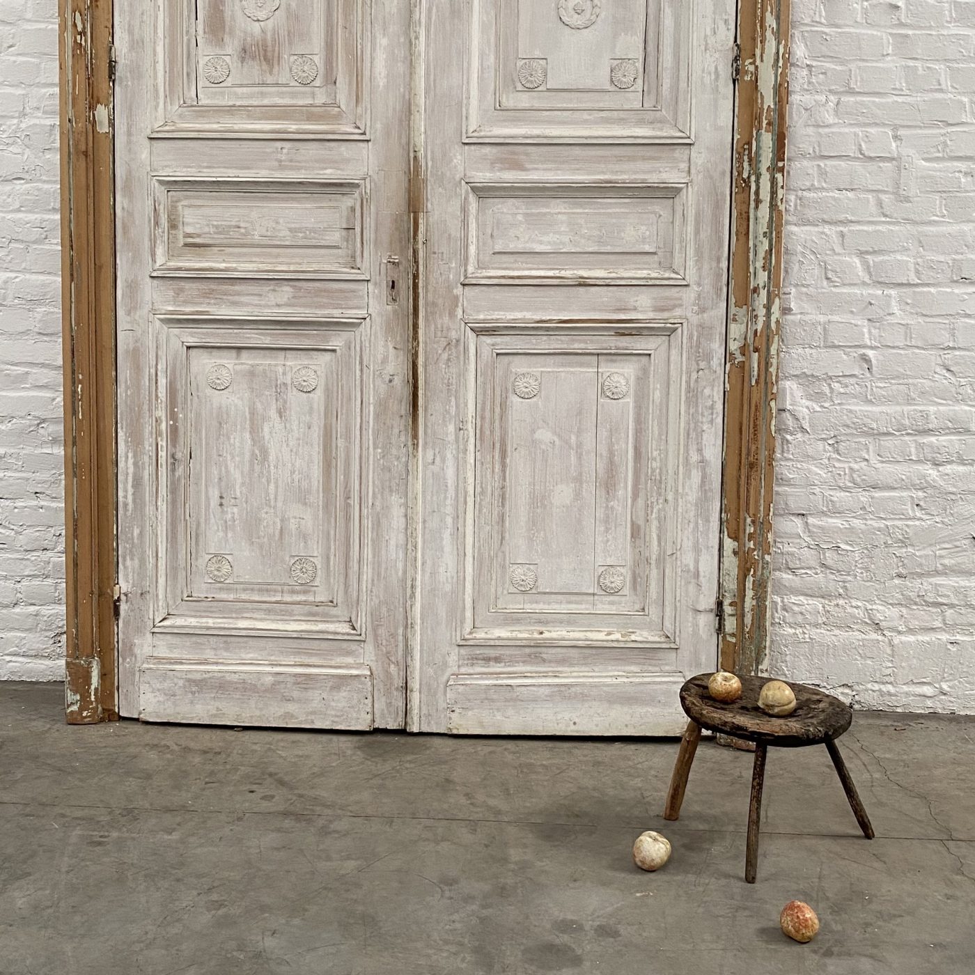 objet-vagabond-painted-doors0007