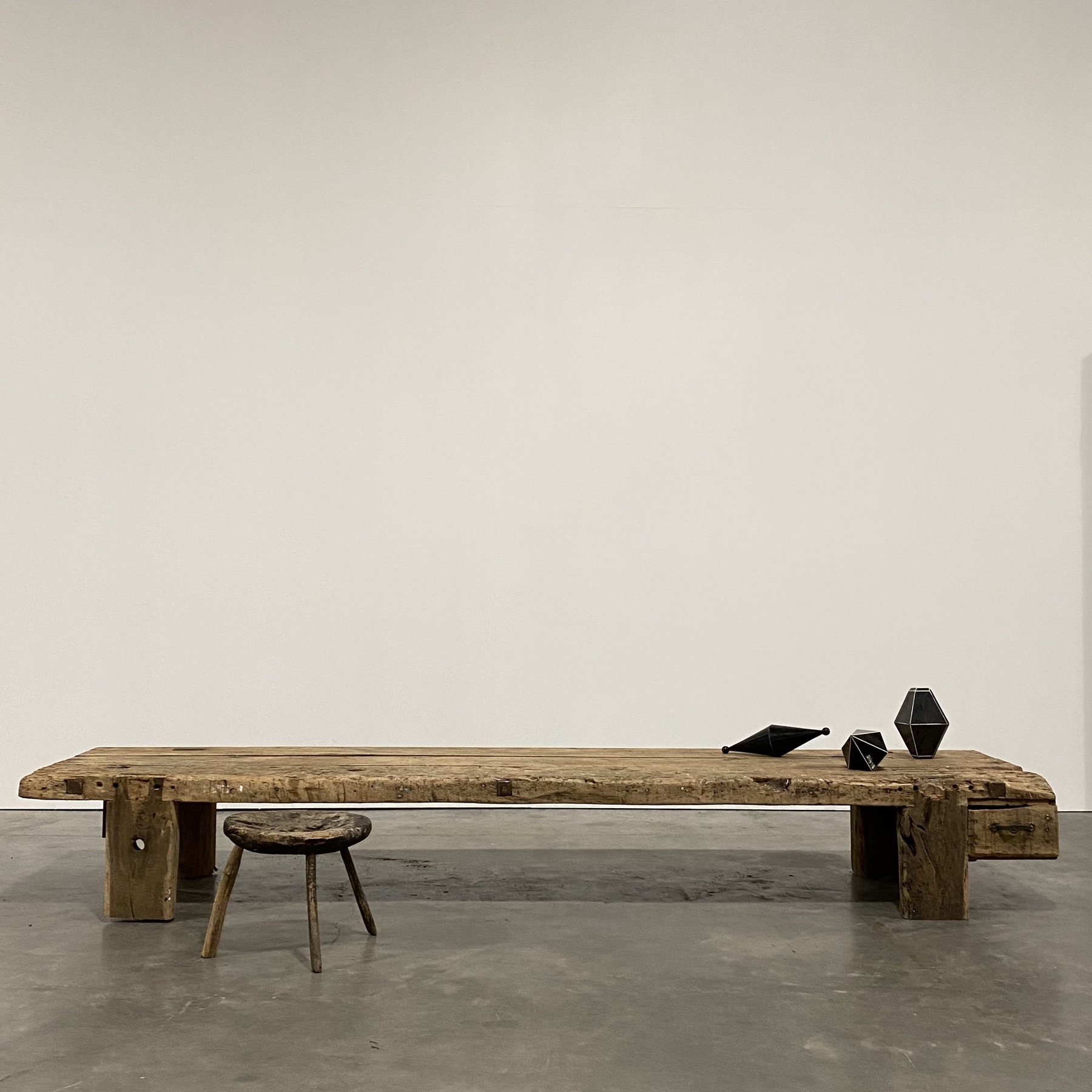 objet-vagabond-primitive-table0000