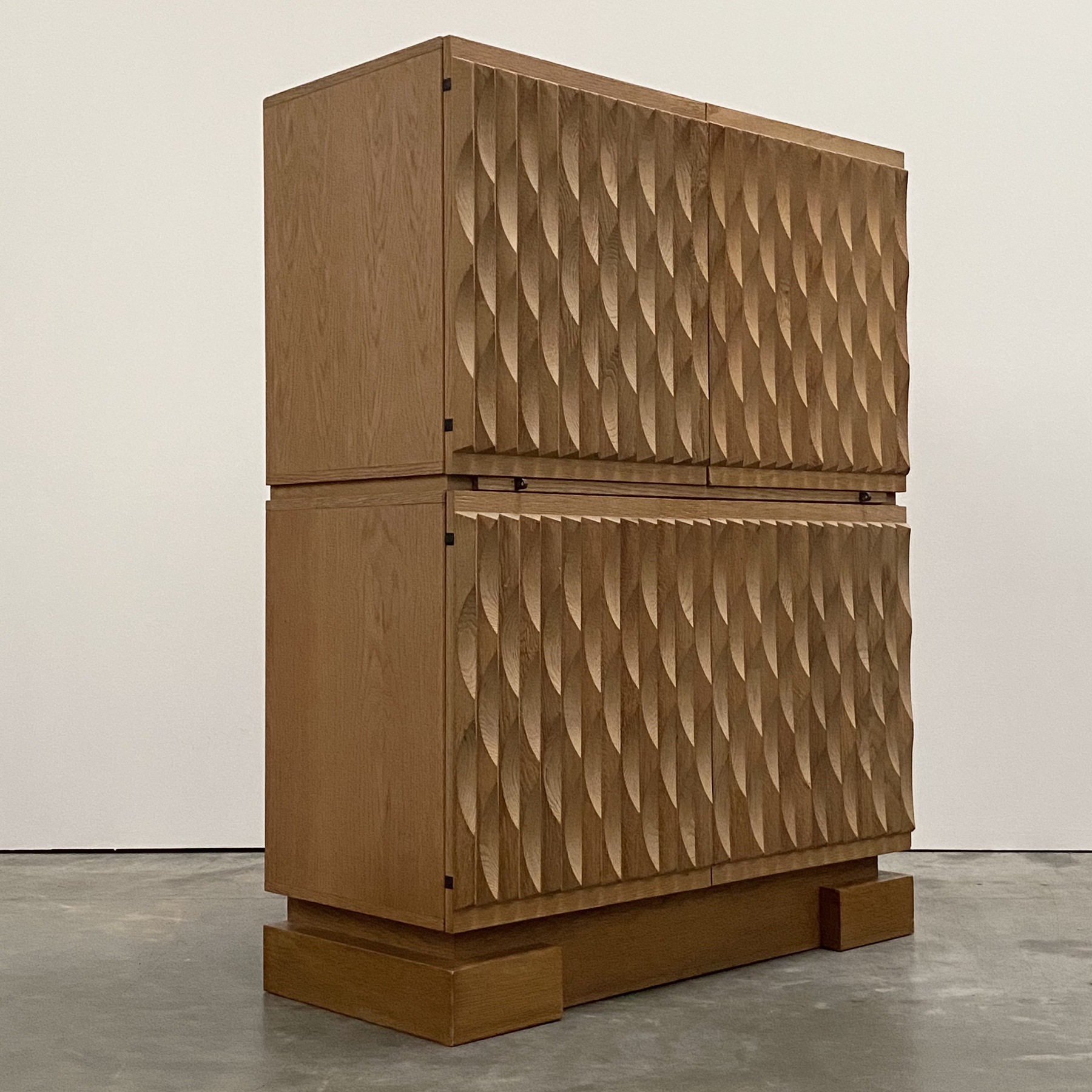 objet-vagabond-brutalist-cabinet0004