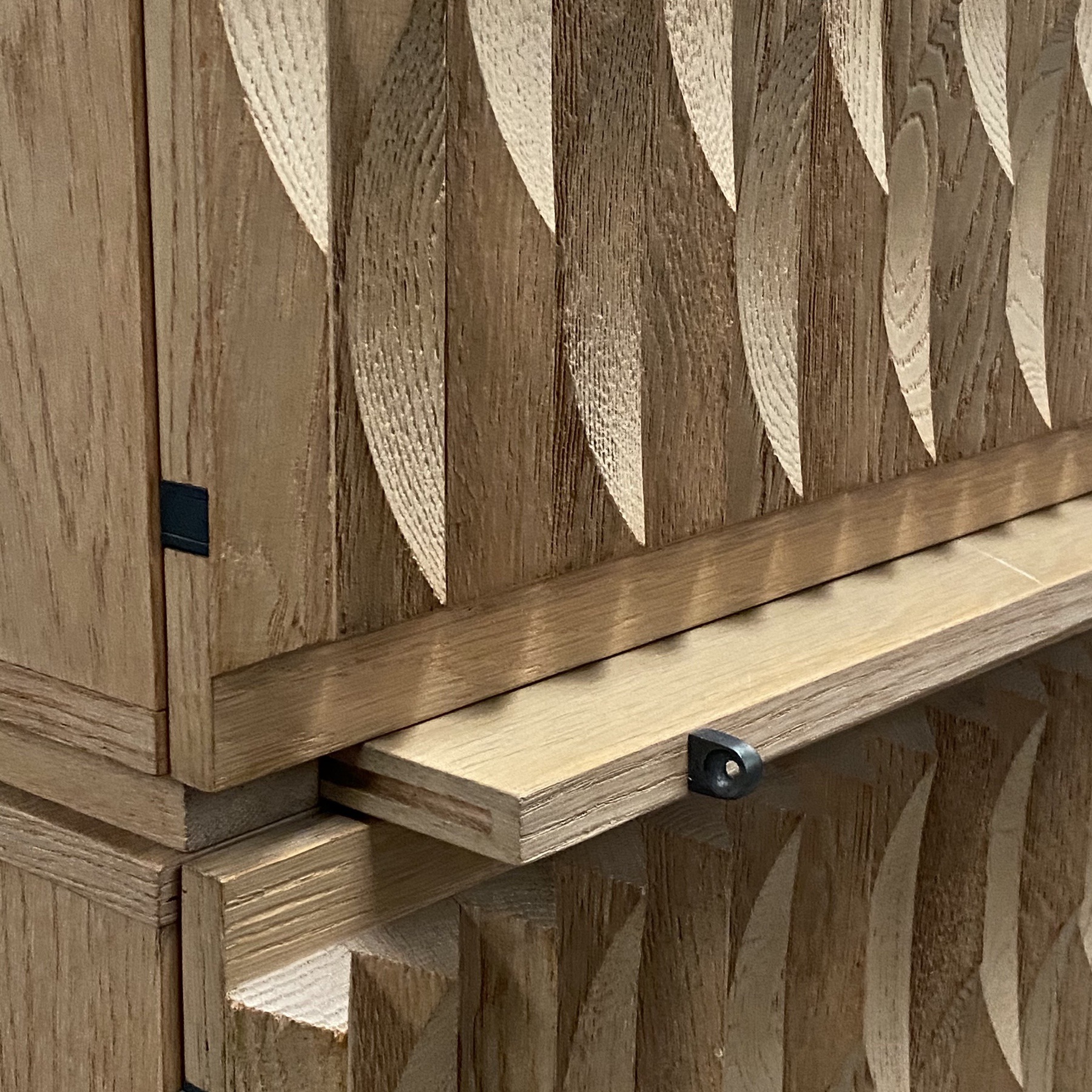 objet-vagabond-brutalist-cabinet0005