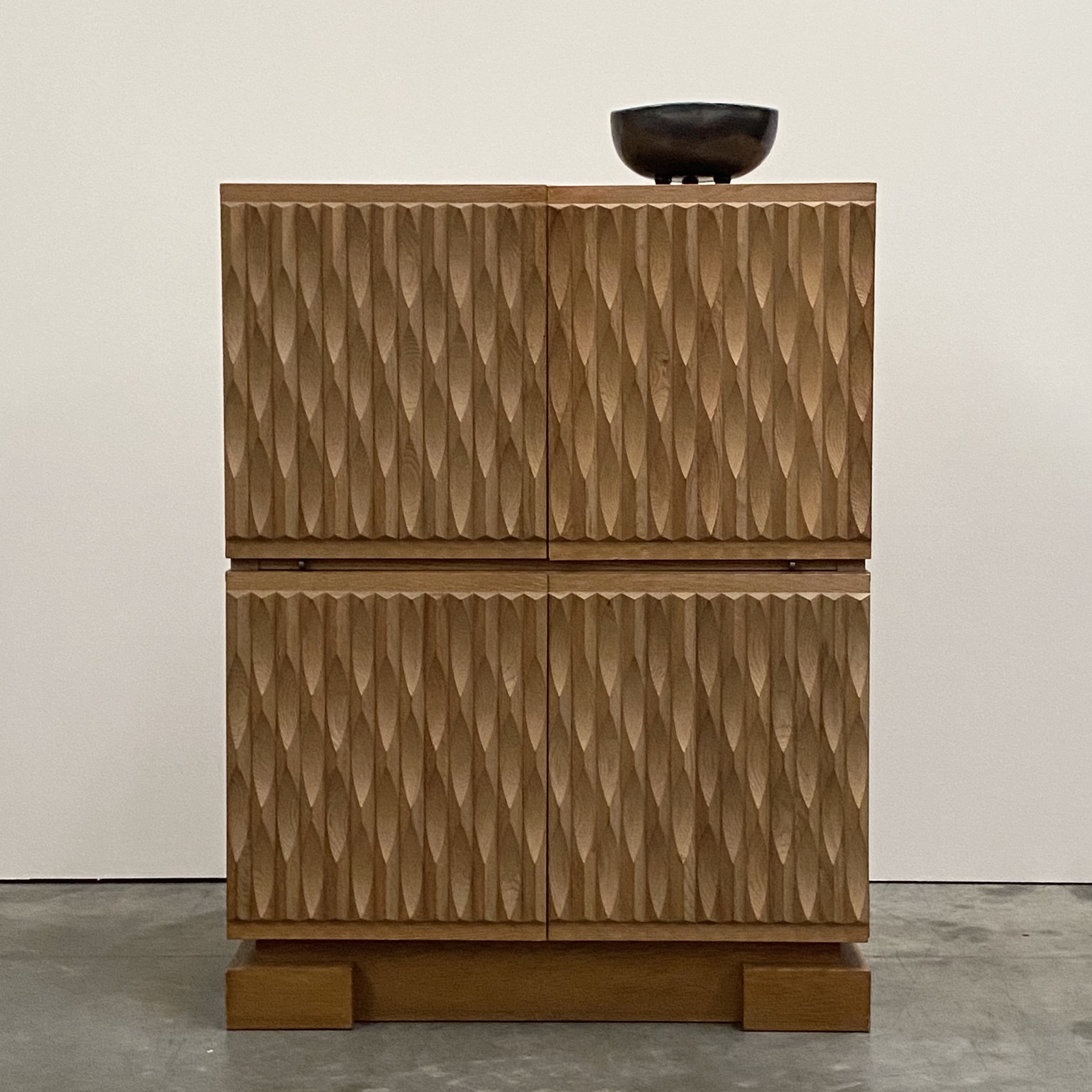 objet-vagabond-brutalist-cabinet0014