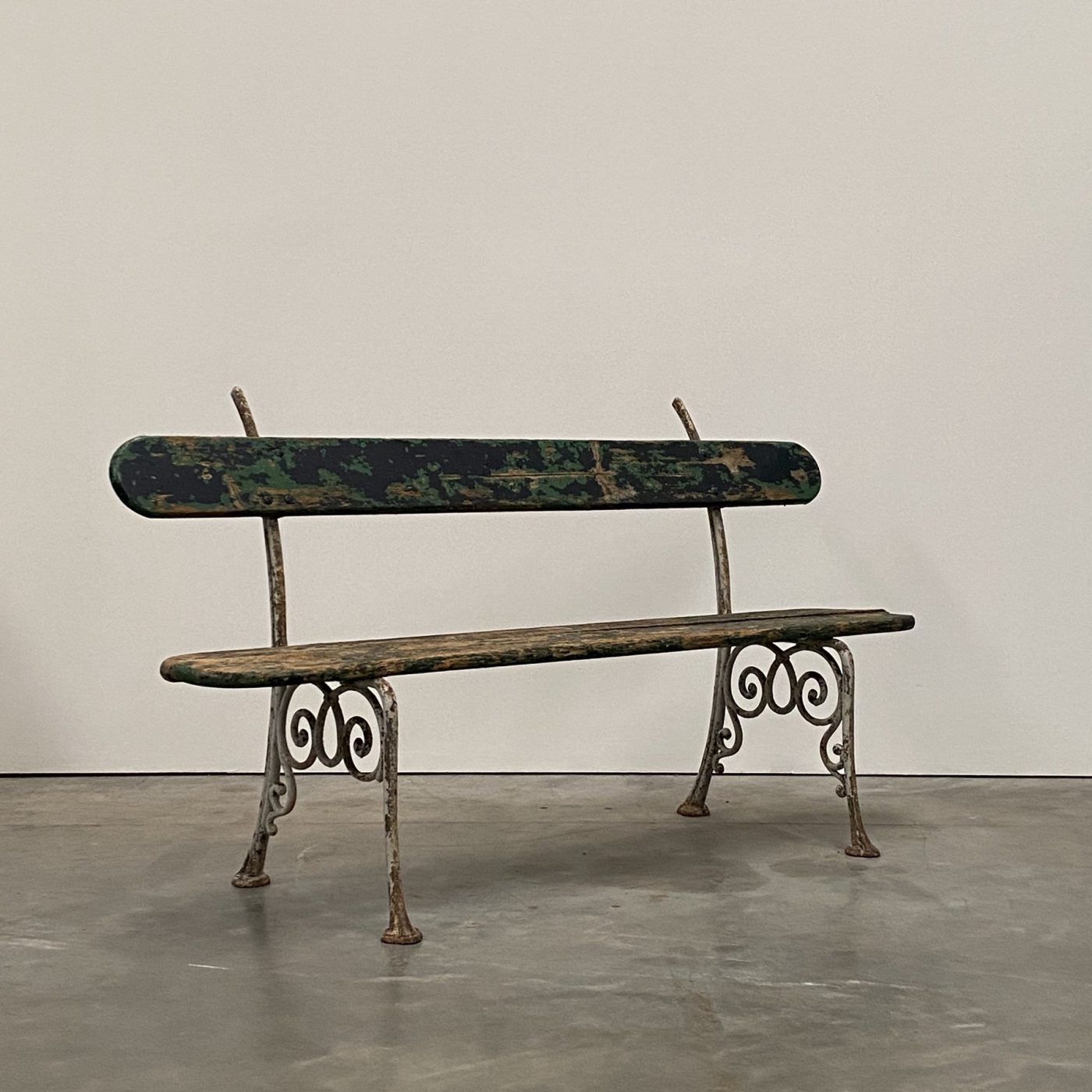 objet-vagabond-garden-bench0001