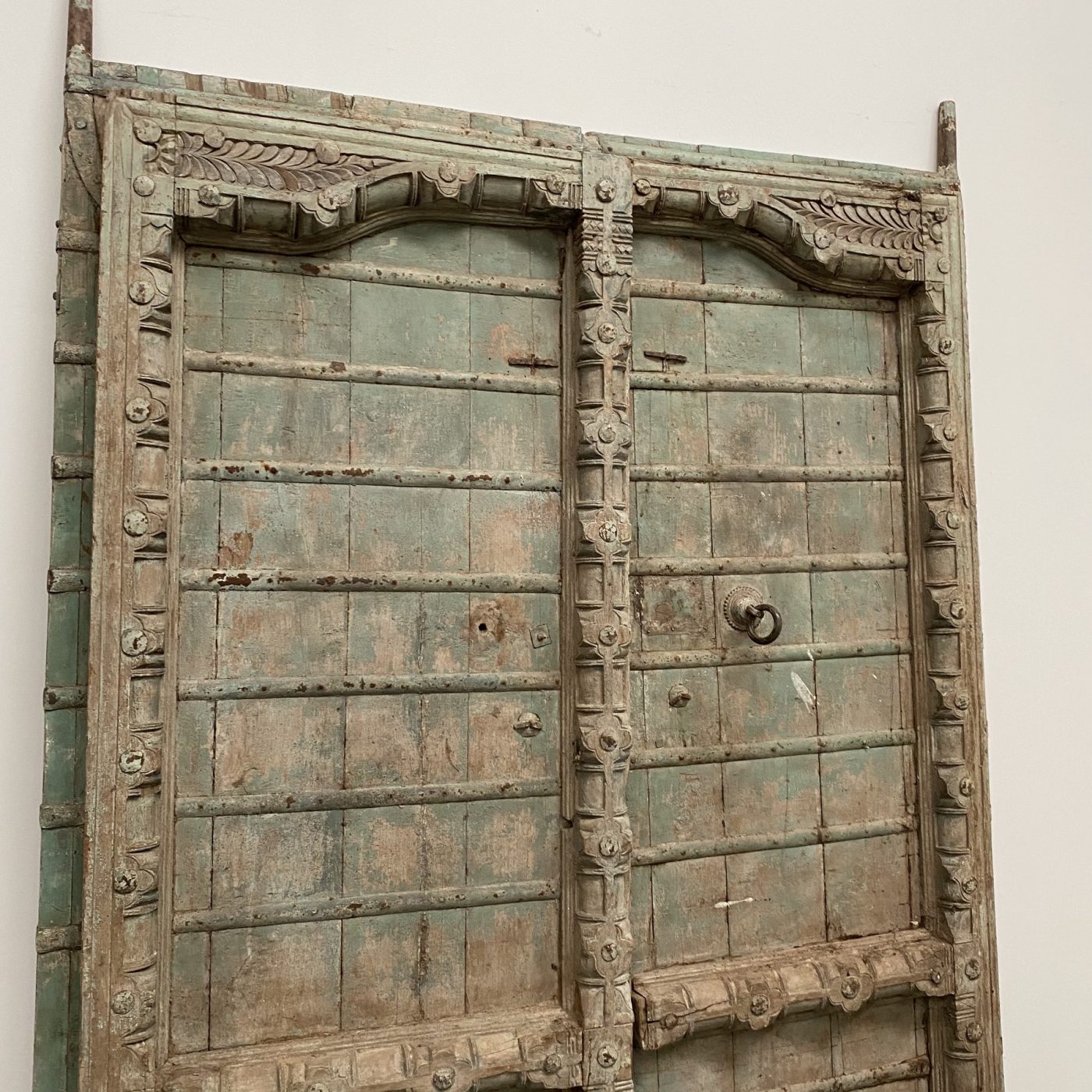 objet-vagabond-painted-doors0000