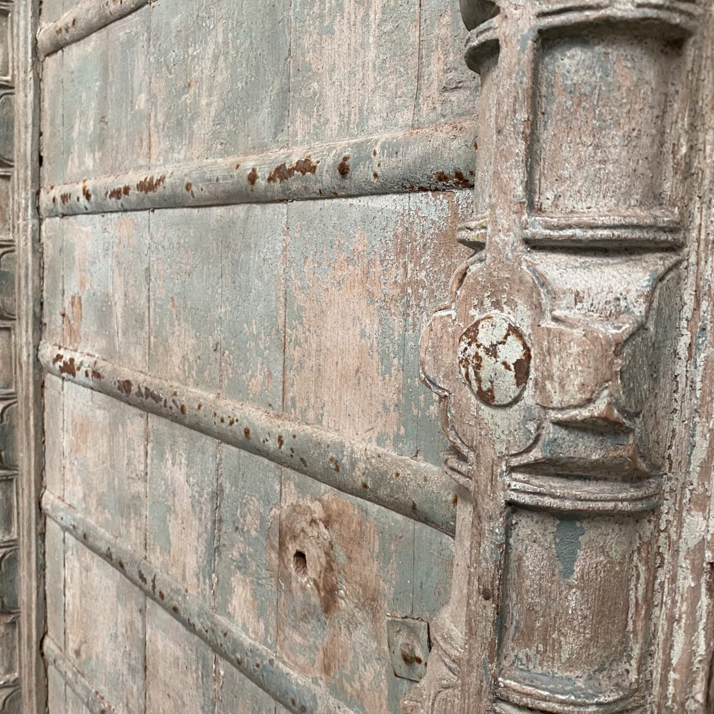 objet-vagabond-painted-doors0001