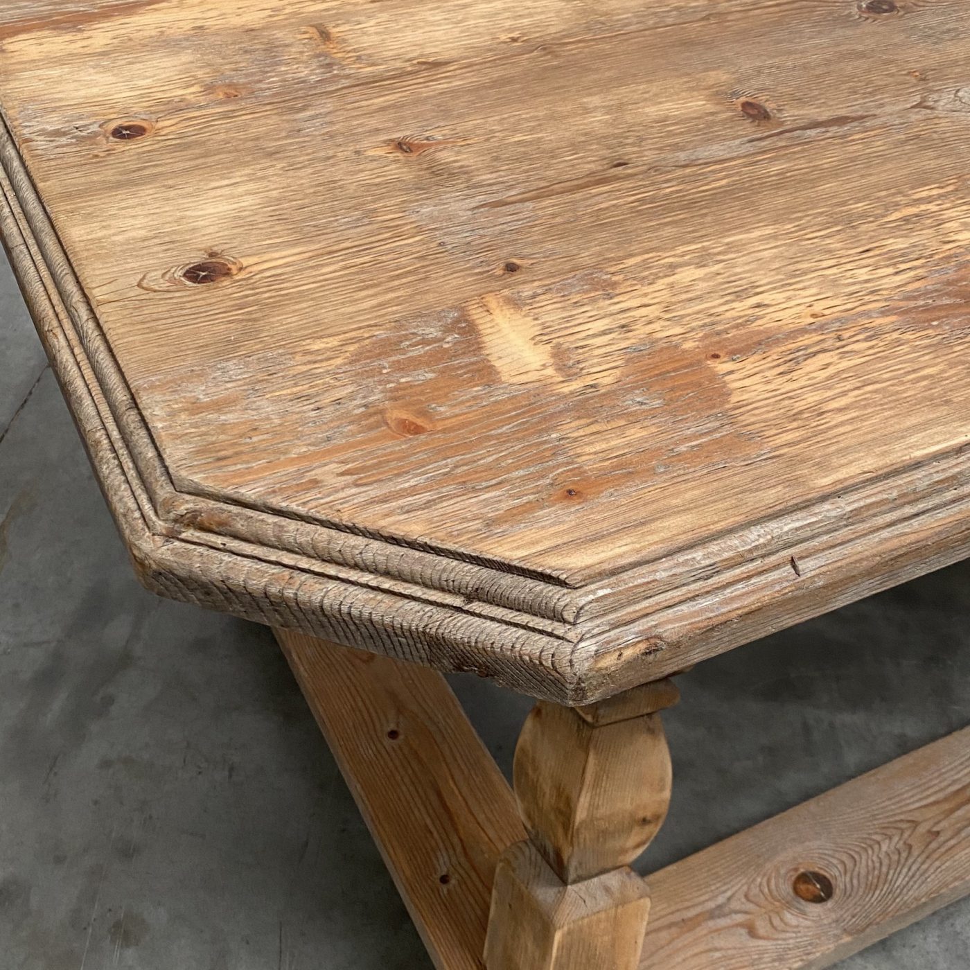 objet-vagabond-pine-table0000