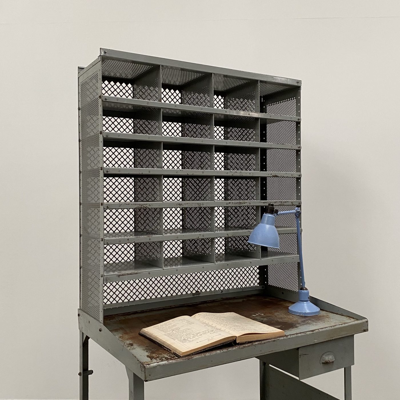 objet-vagabond-postal-desk0001