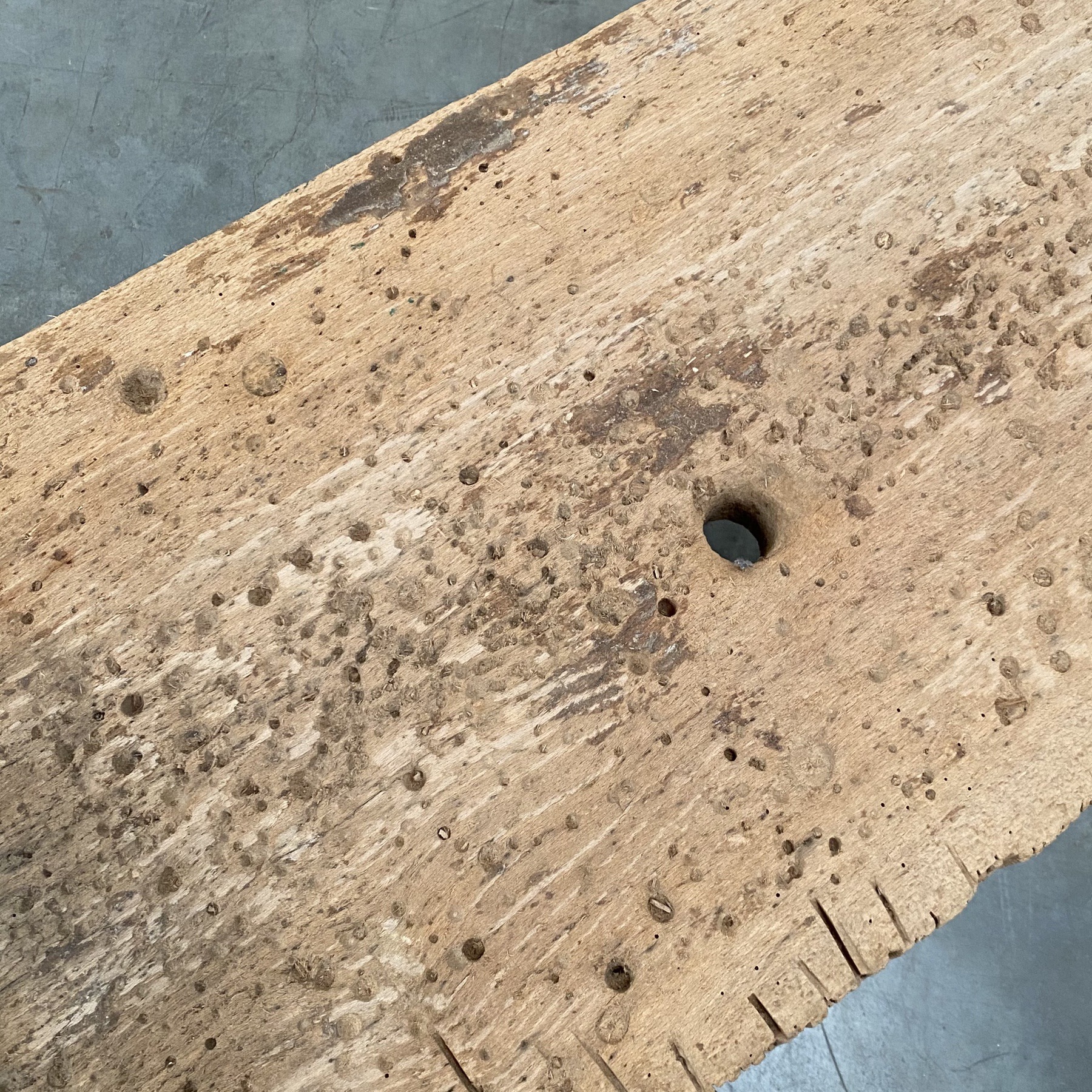 objet-vagabond-primitive-coffeetable0006