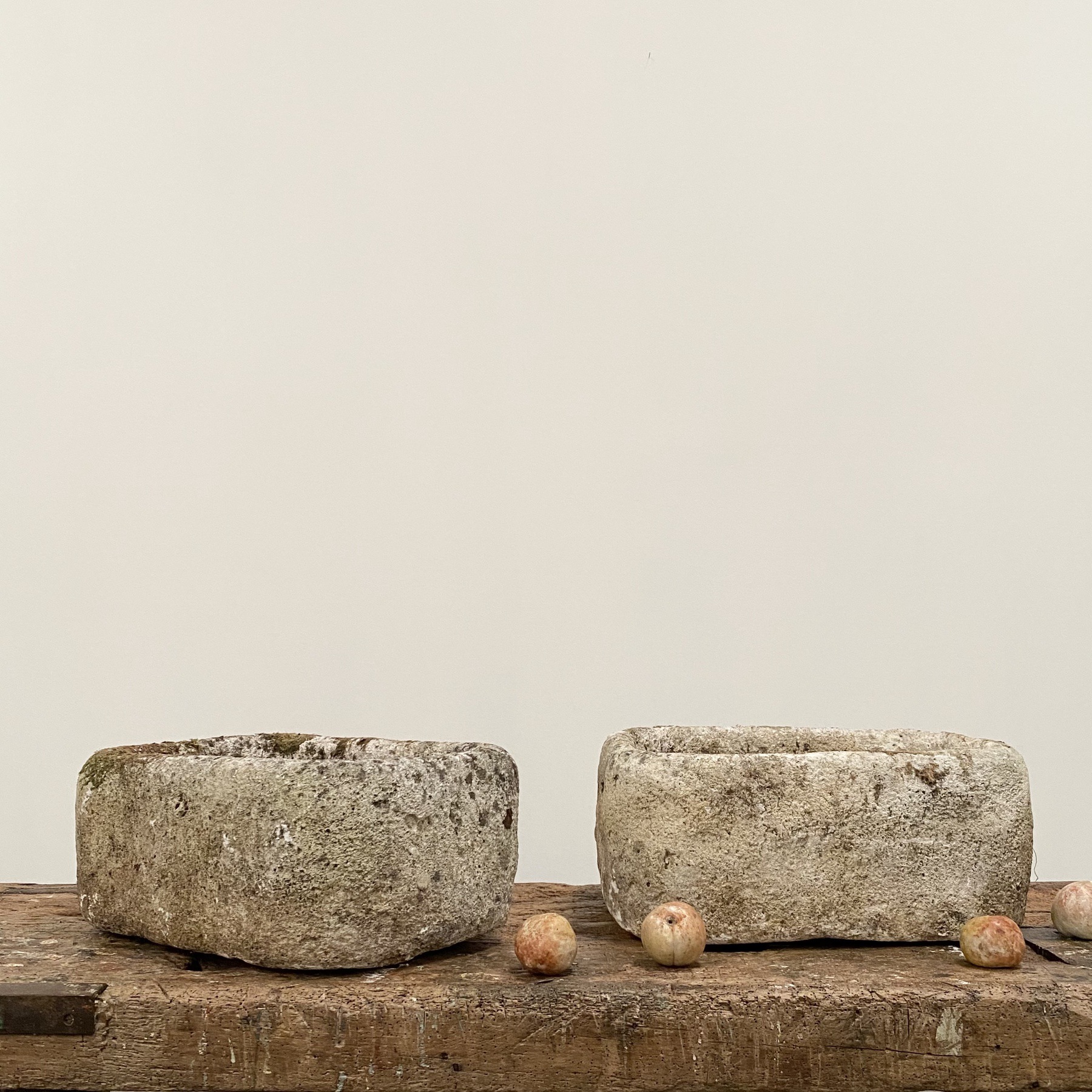 objet-vagabond-concrete-planters0005