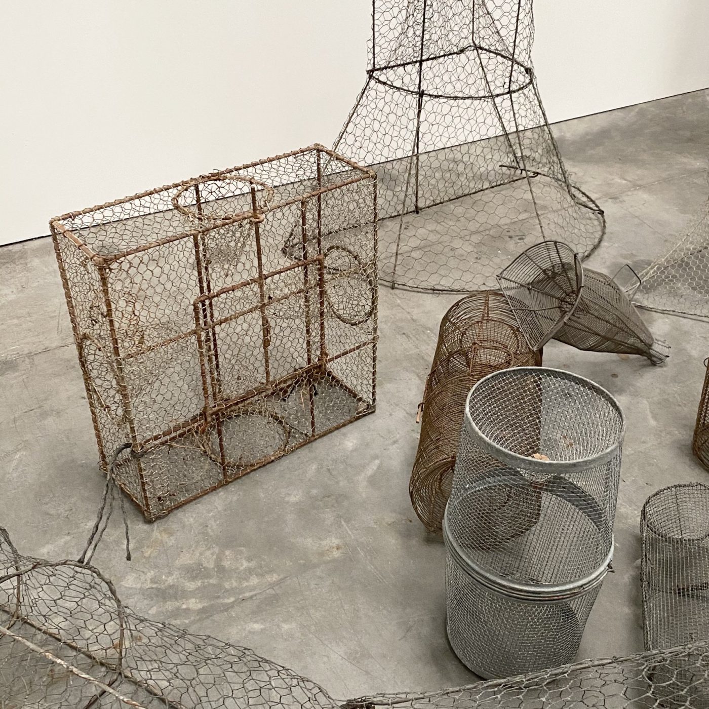 wire fish traps – Objet Vagabond