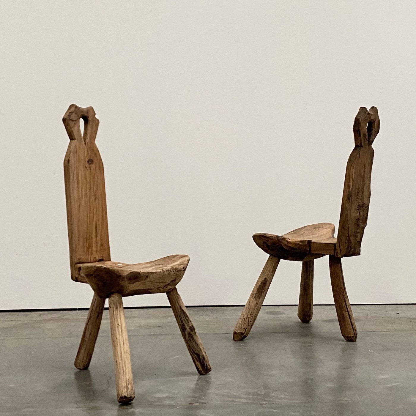 objet-vagabond-primitive-chairs0001