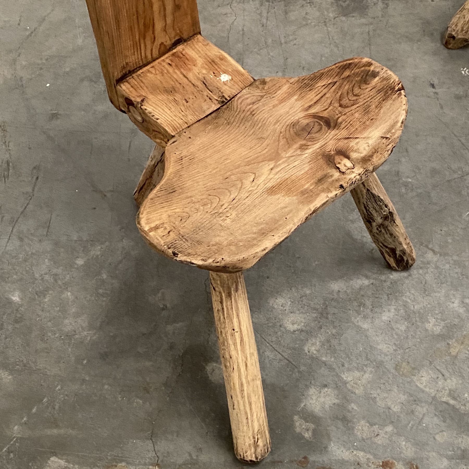 objet-vagabond-primitive-chairs0003