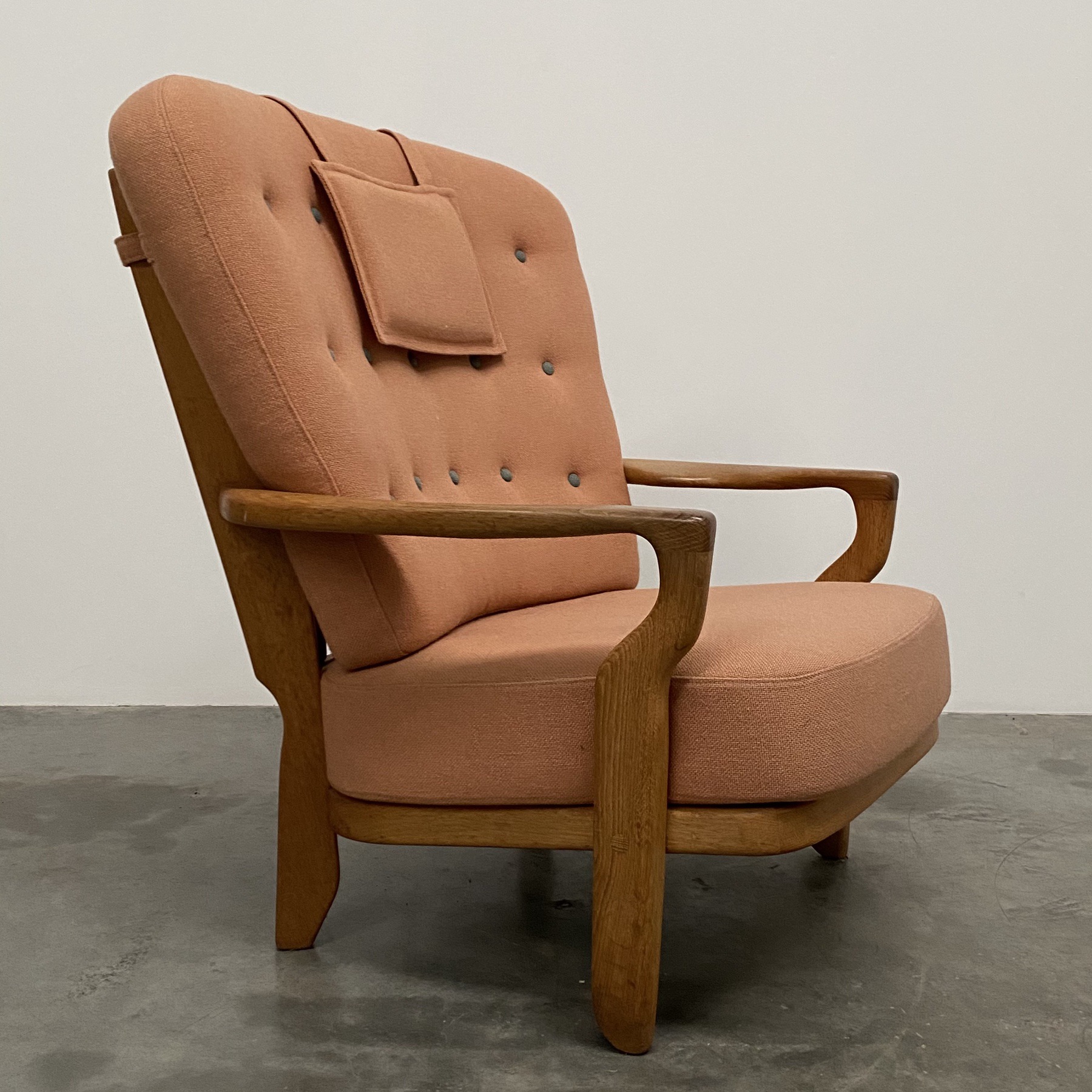 objet-vagabond-romeo-armchair0001