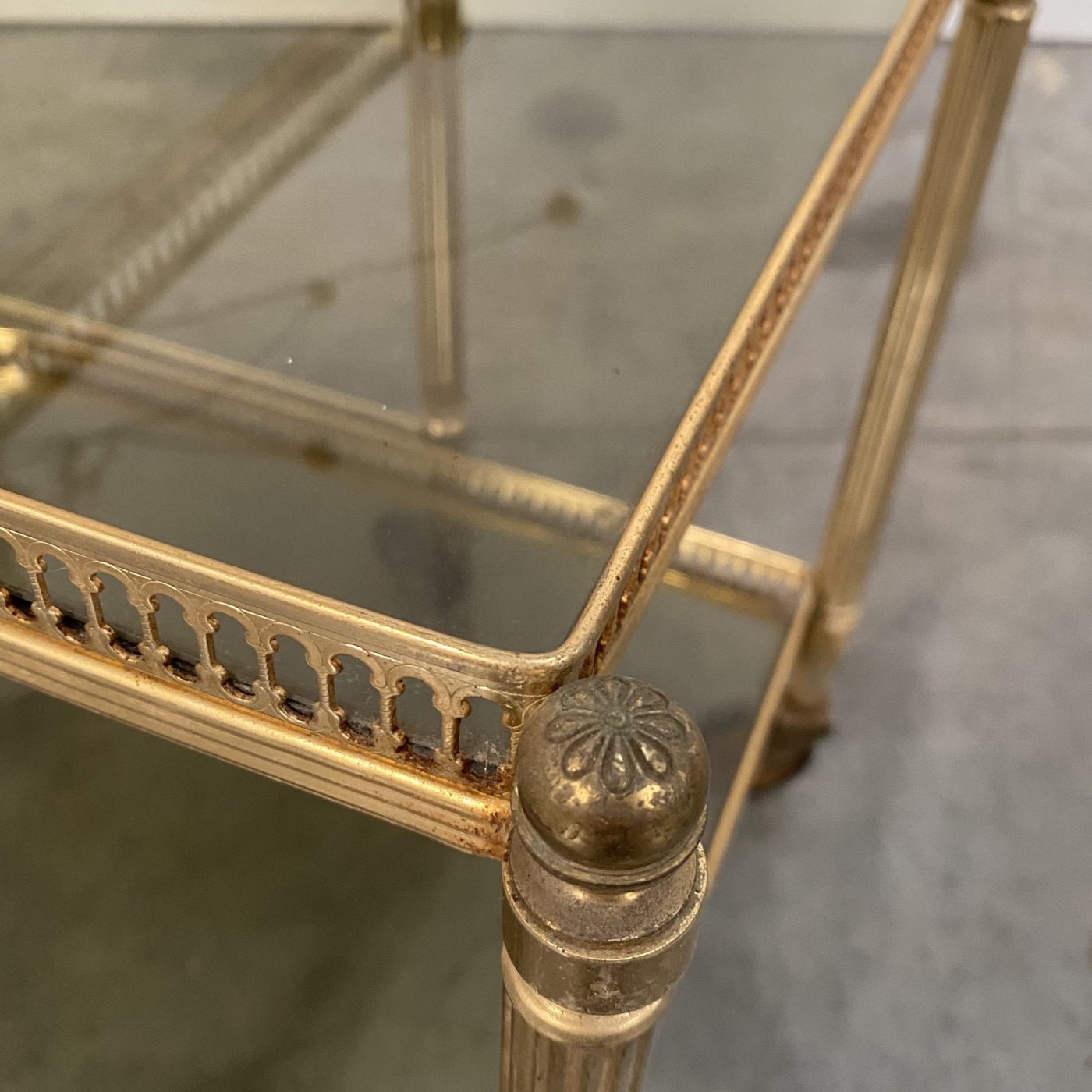 objet-vagabond-brass-tables0001