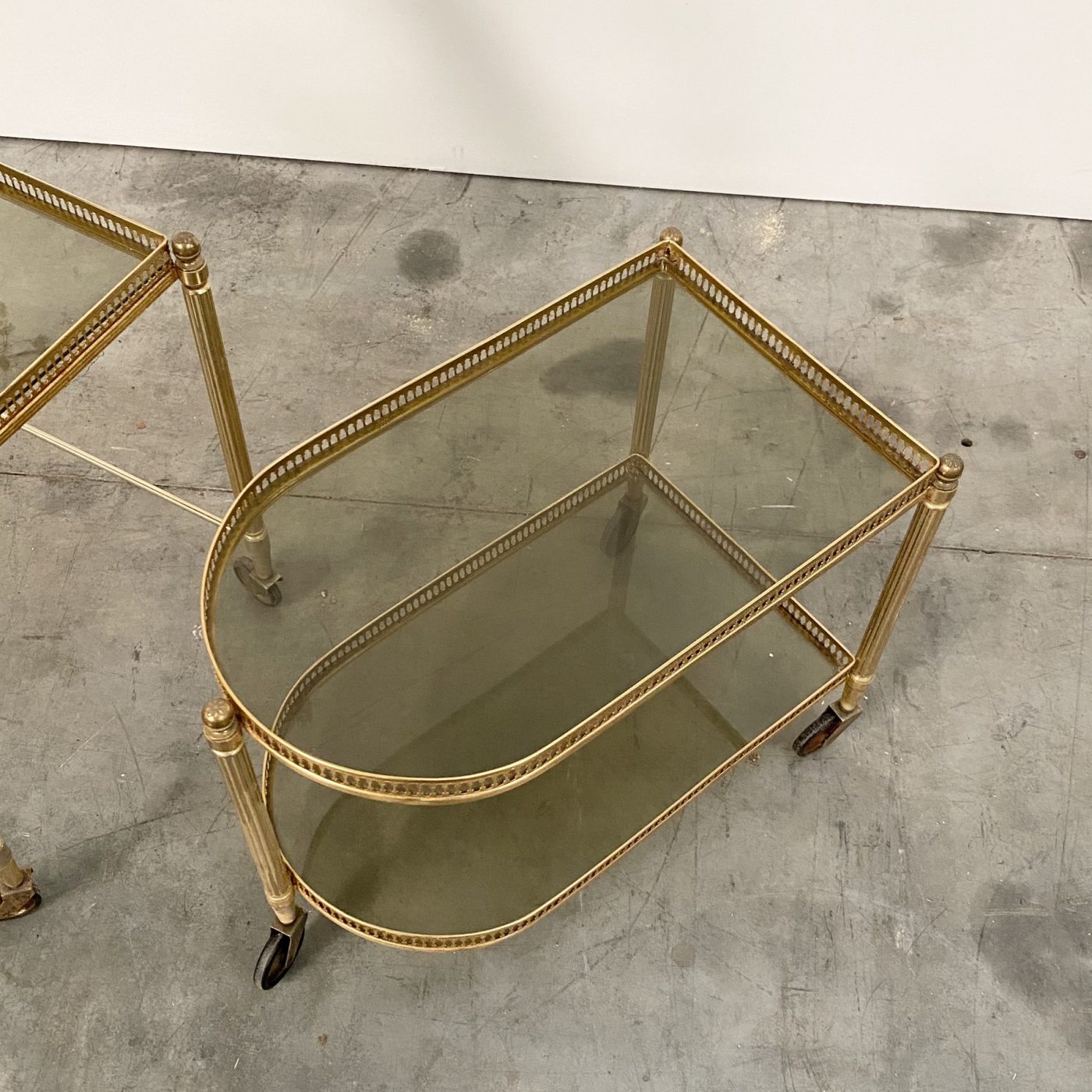 objet-vagabond-brass-tables0006