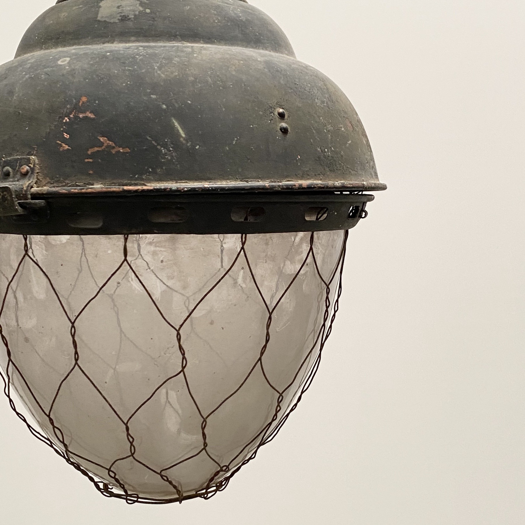 objet-vagabond-copper-lantern0006