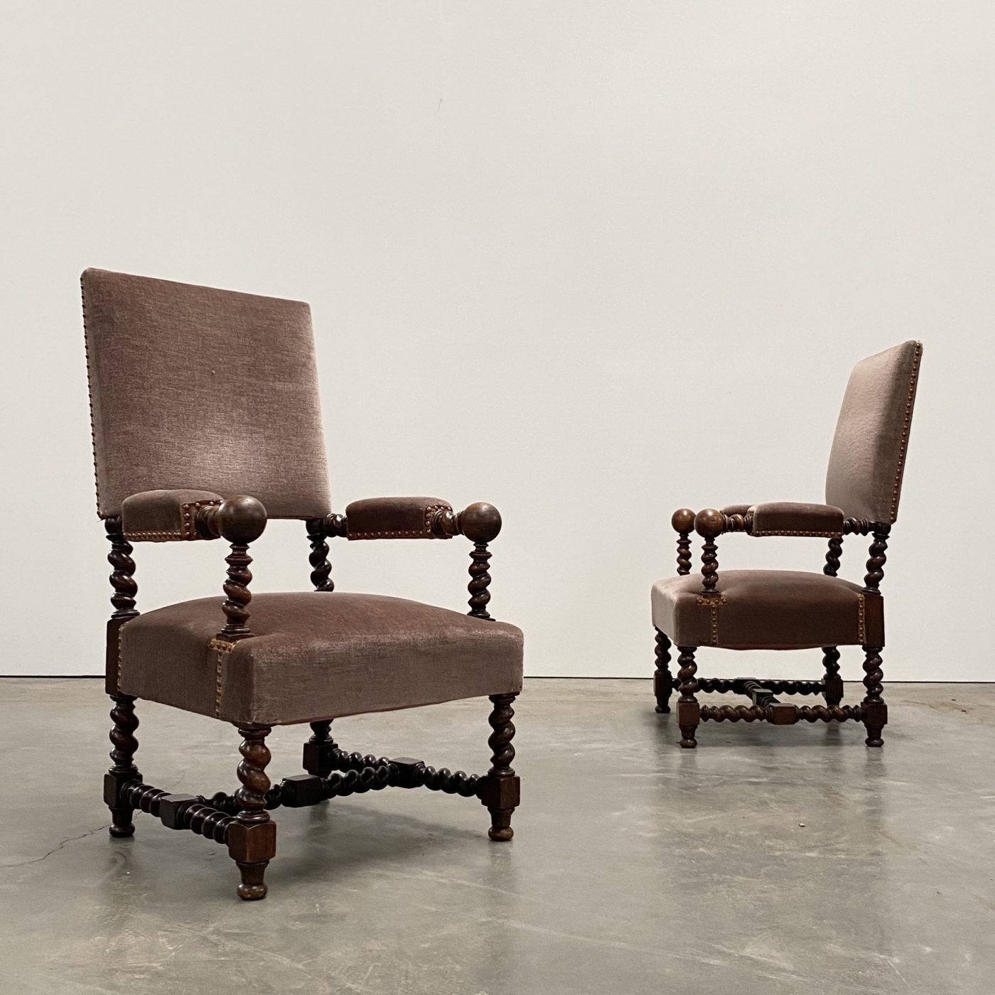 objet-vagabond-french-armchairs0000