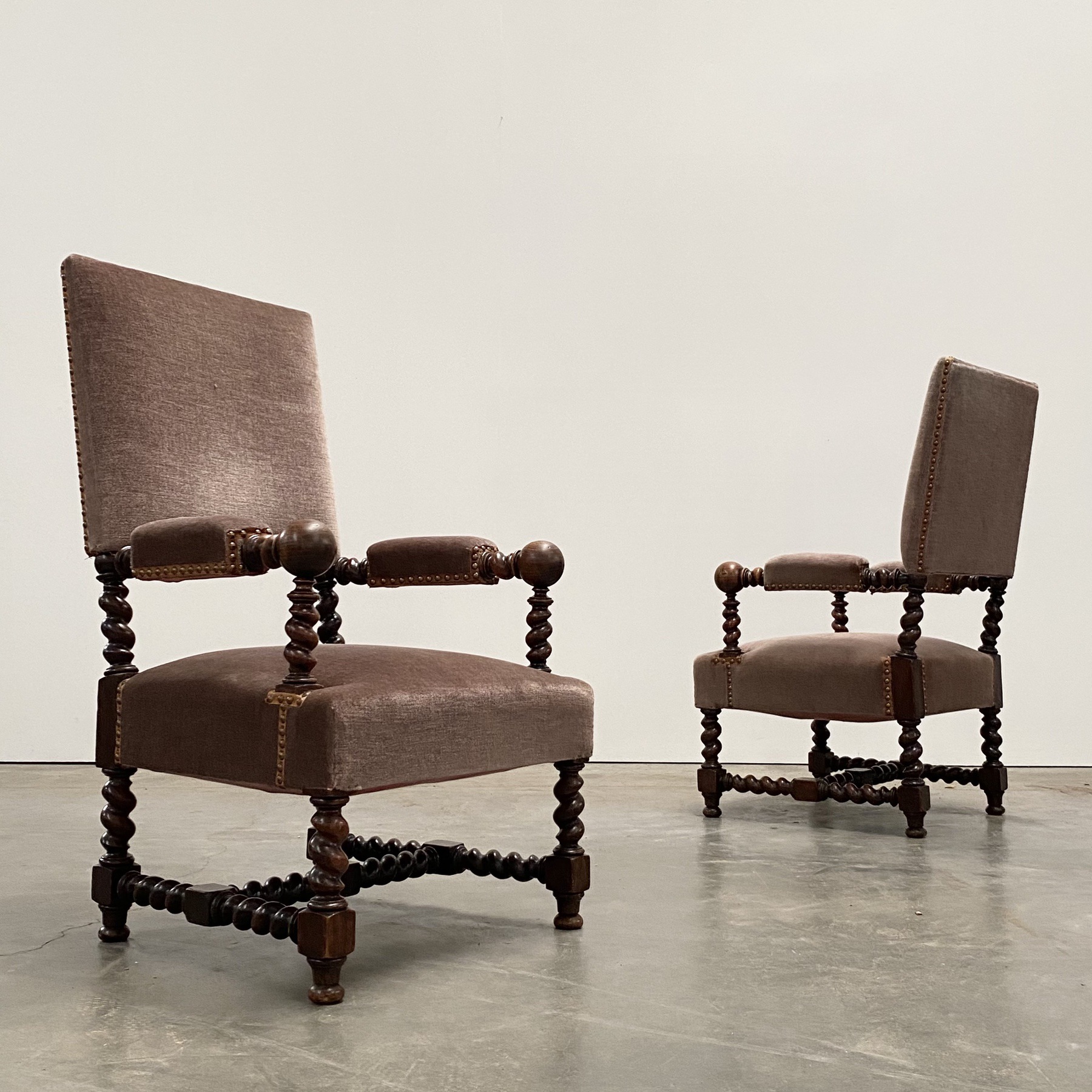 objet-vagabond-french-armchairs0002