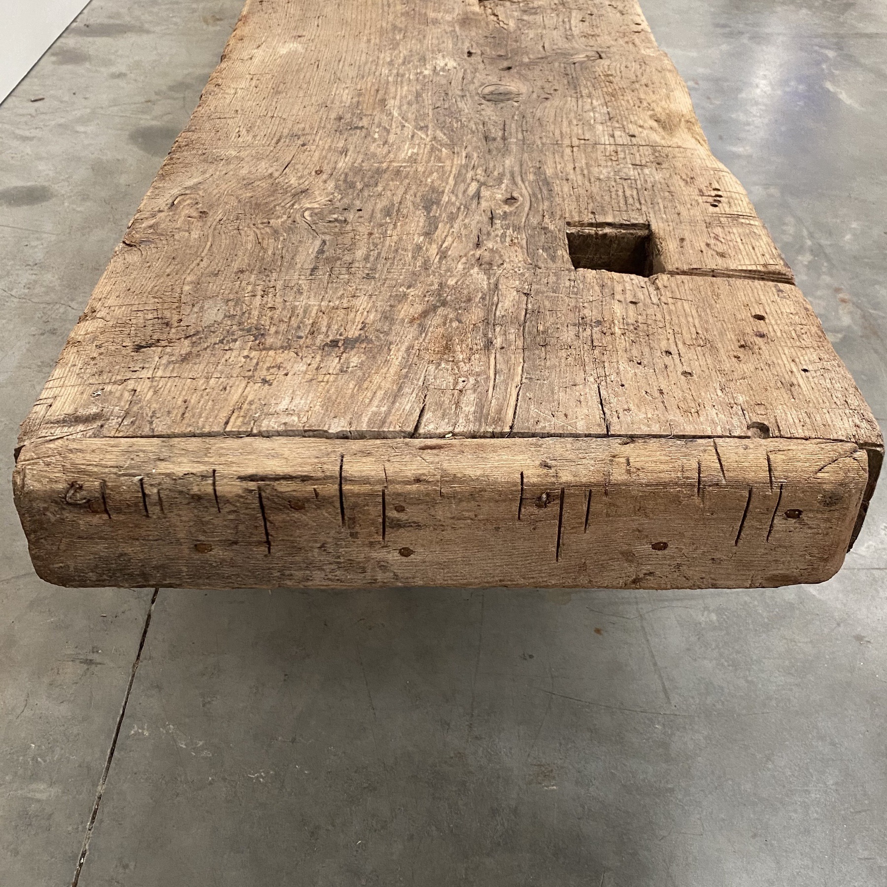 objet-vagabond-low-table0000