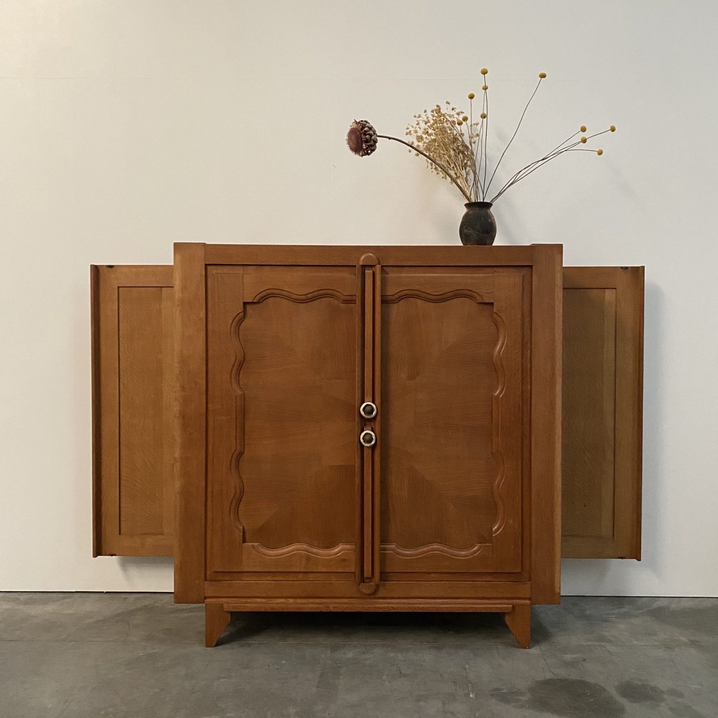 objet-vagabond-midcentury-cupboard0001