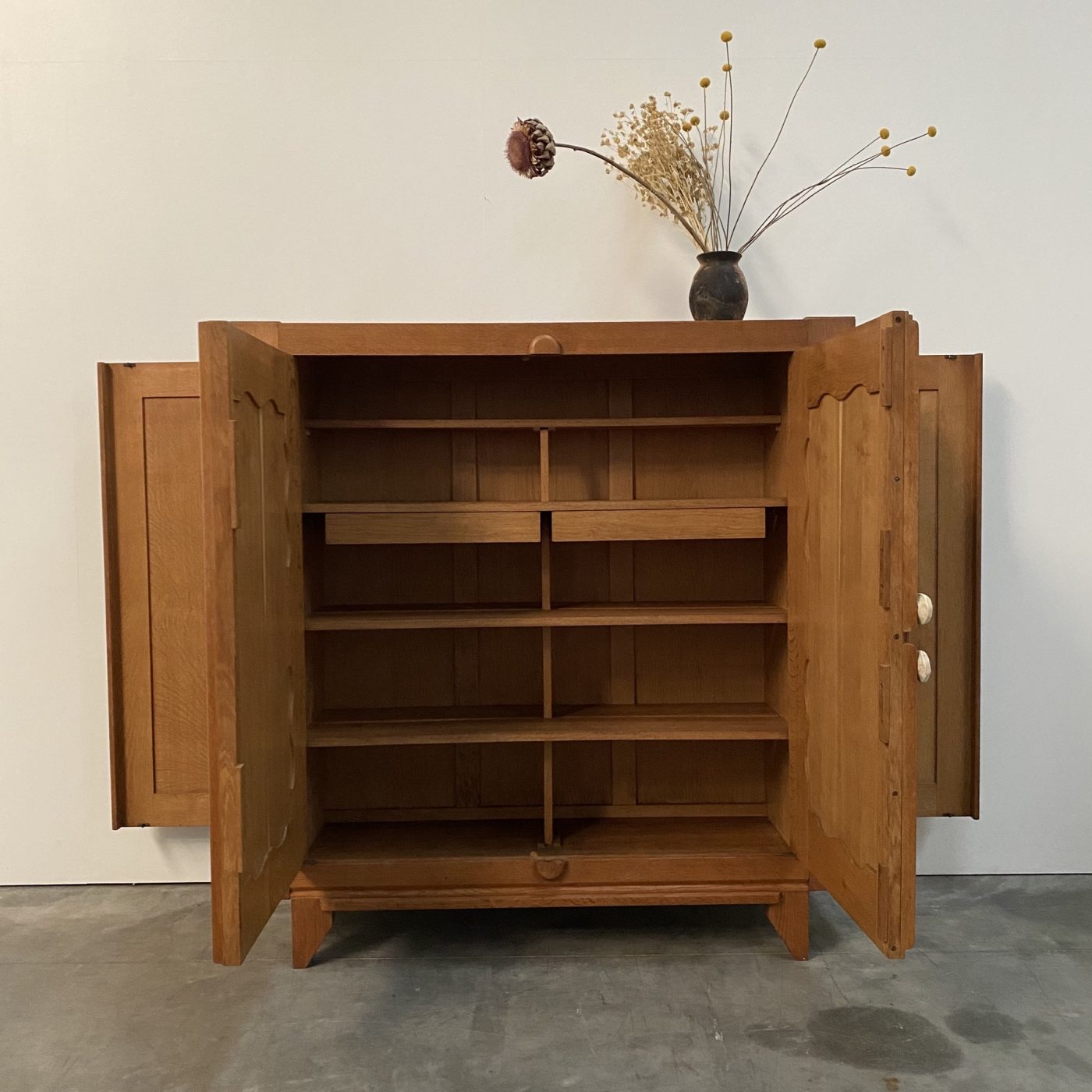 objet-vagabond-midcentury-cupboard0004