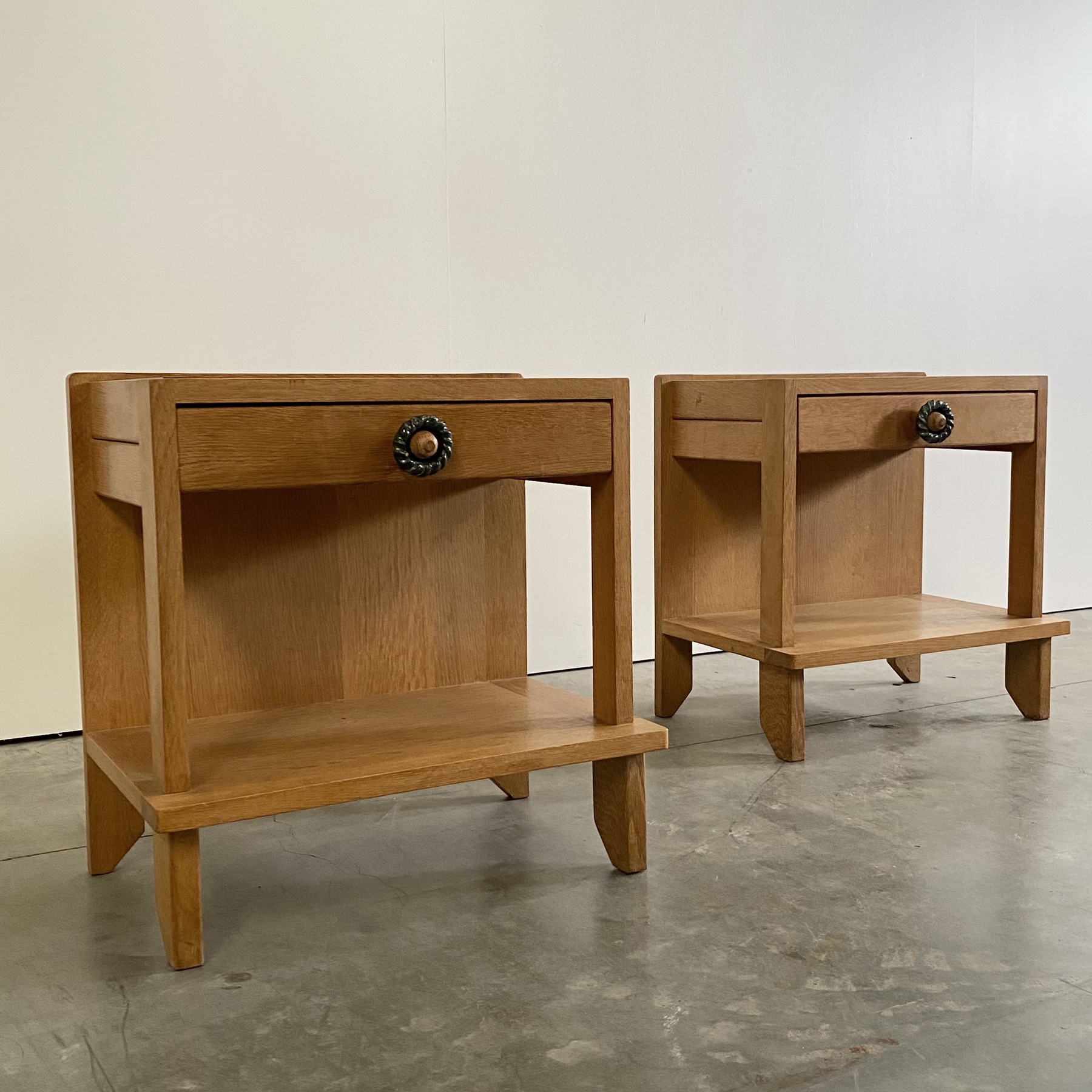 objet-vagabond-midcentury-nighttables0007