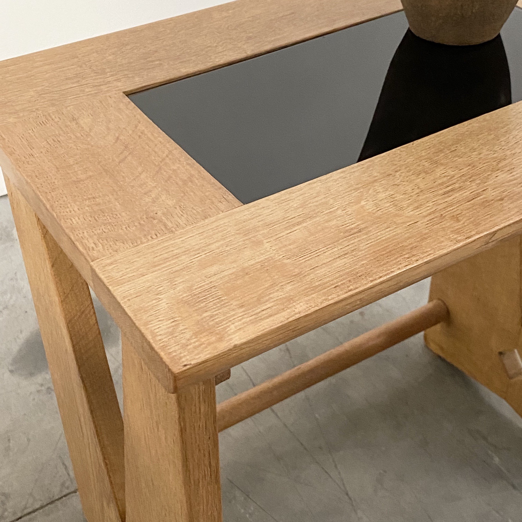 objet-vagabond-midcentury-sidetables0002