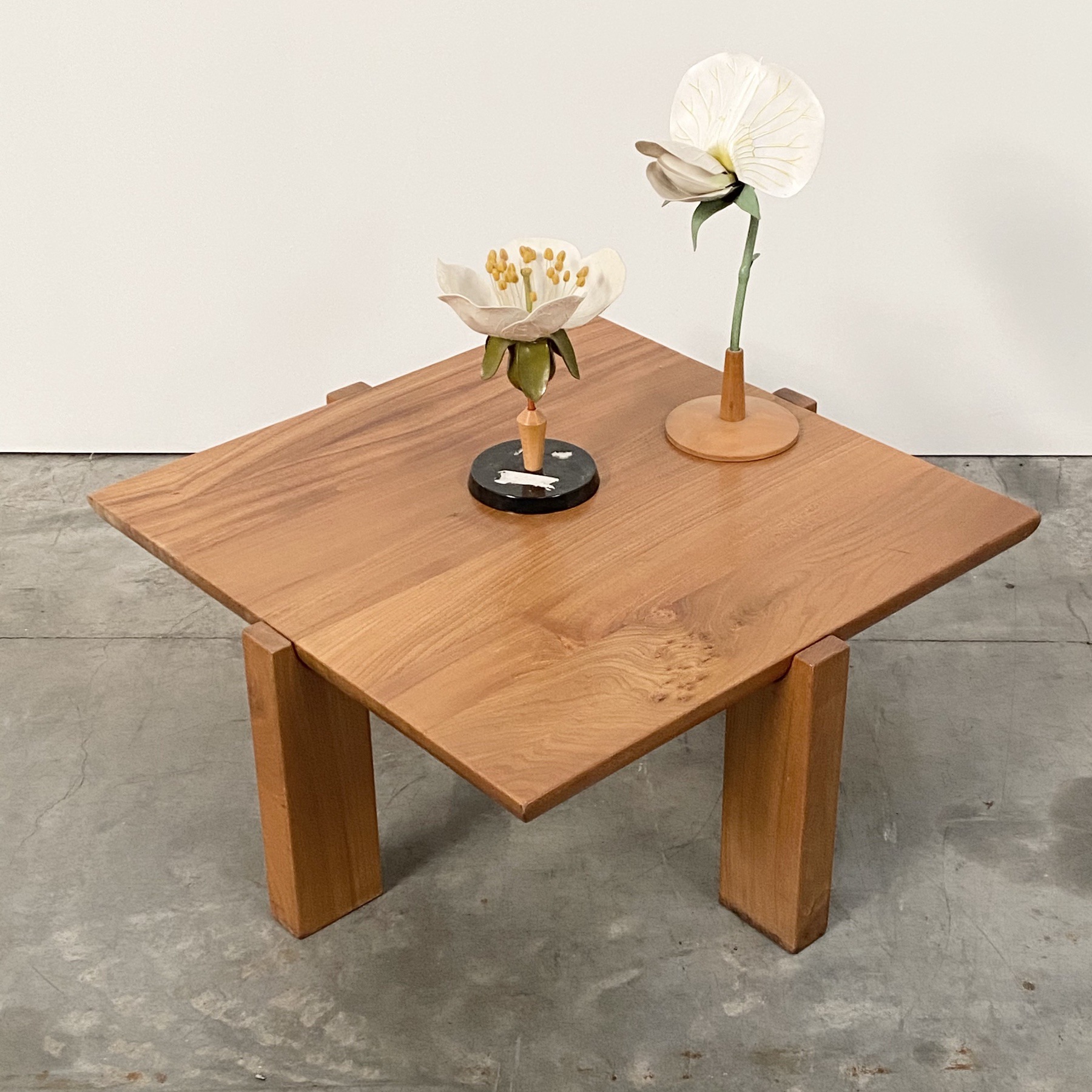 objet-vagabond-primitive-coffeetable0007