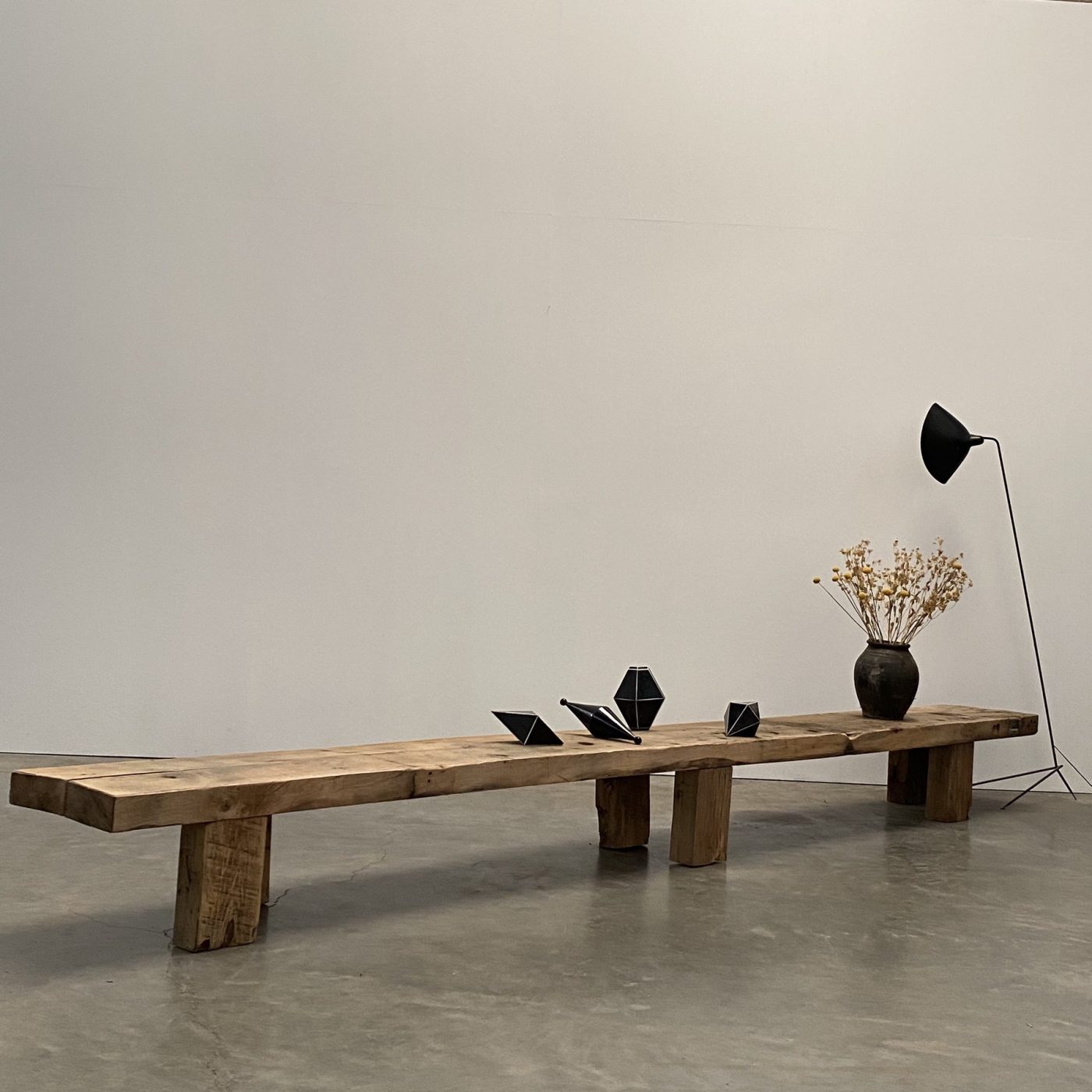 objet-vagabond-primitive-low-table0010