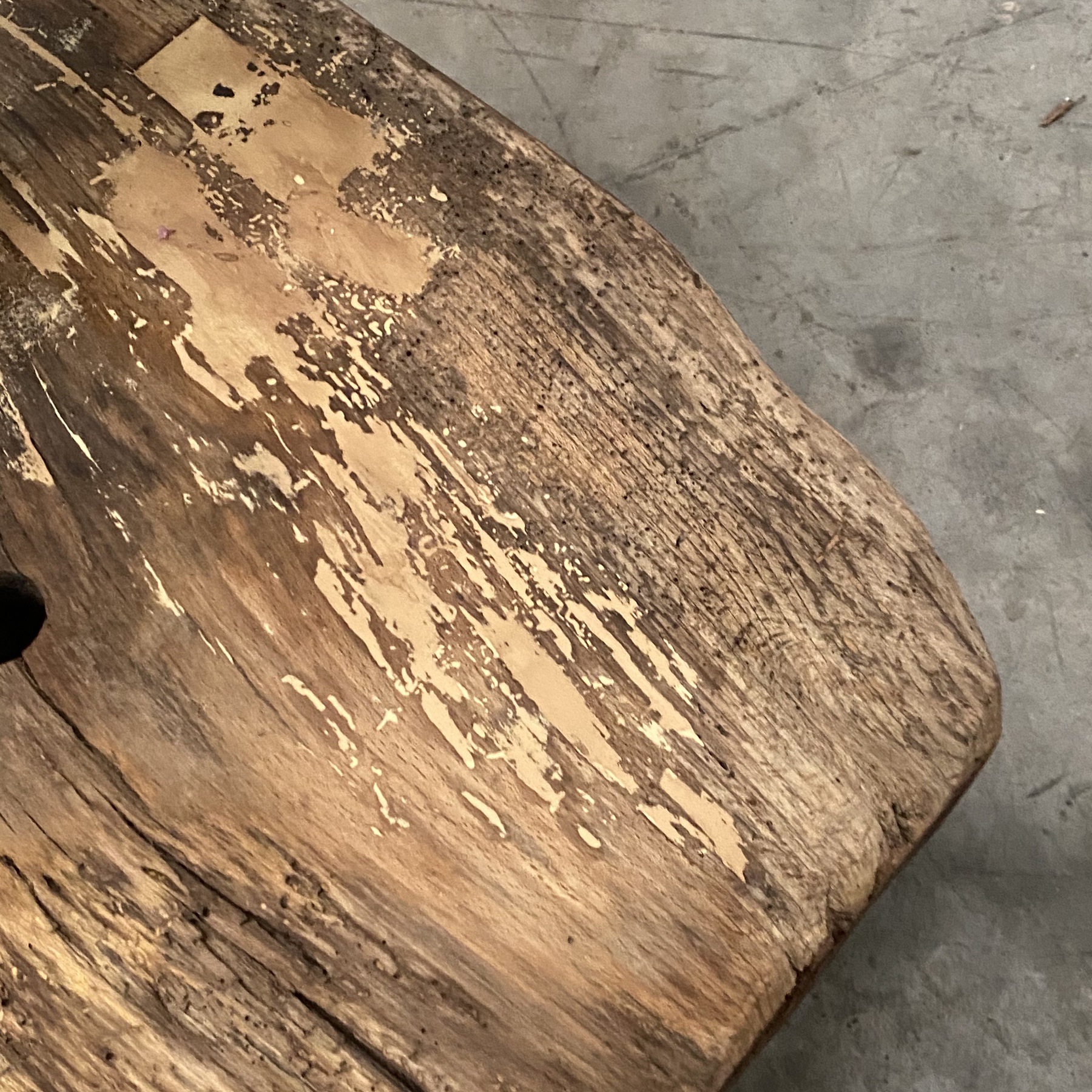 objet-vagabond-primitive-table-20004