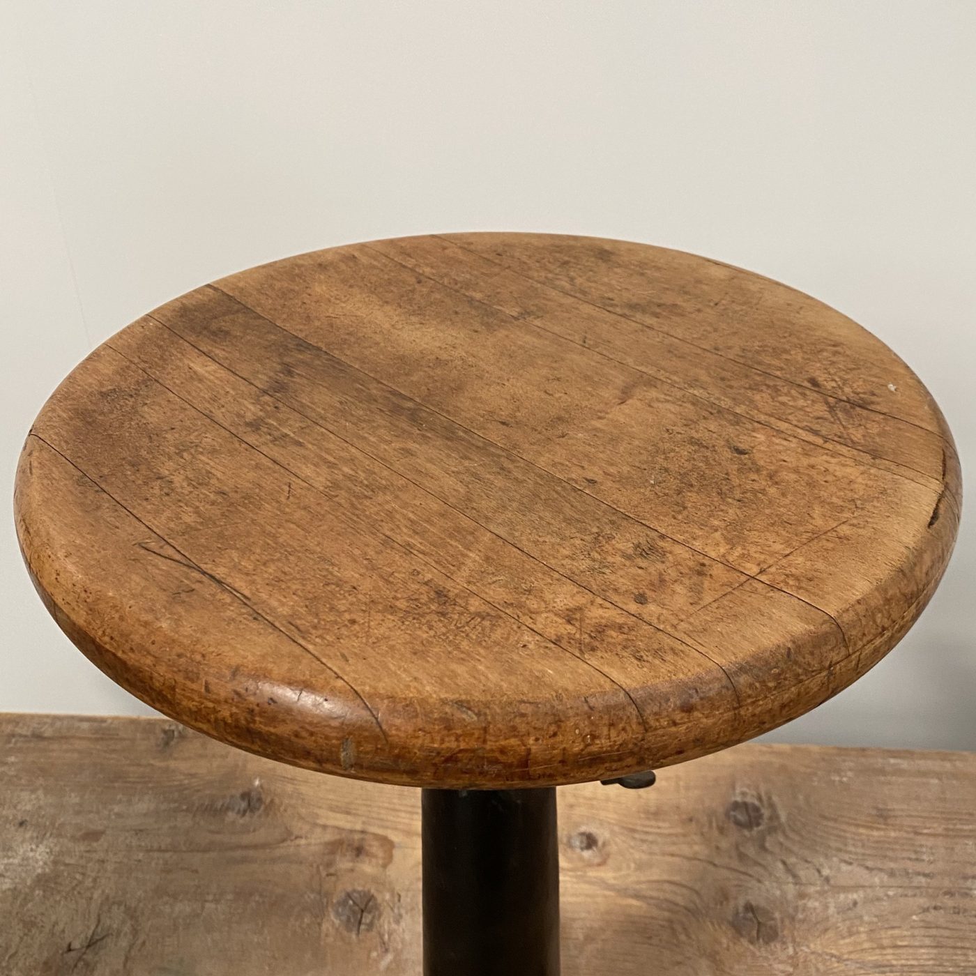 objet-vagabond-singer-stool0003