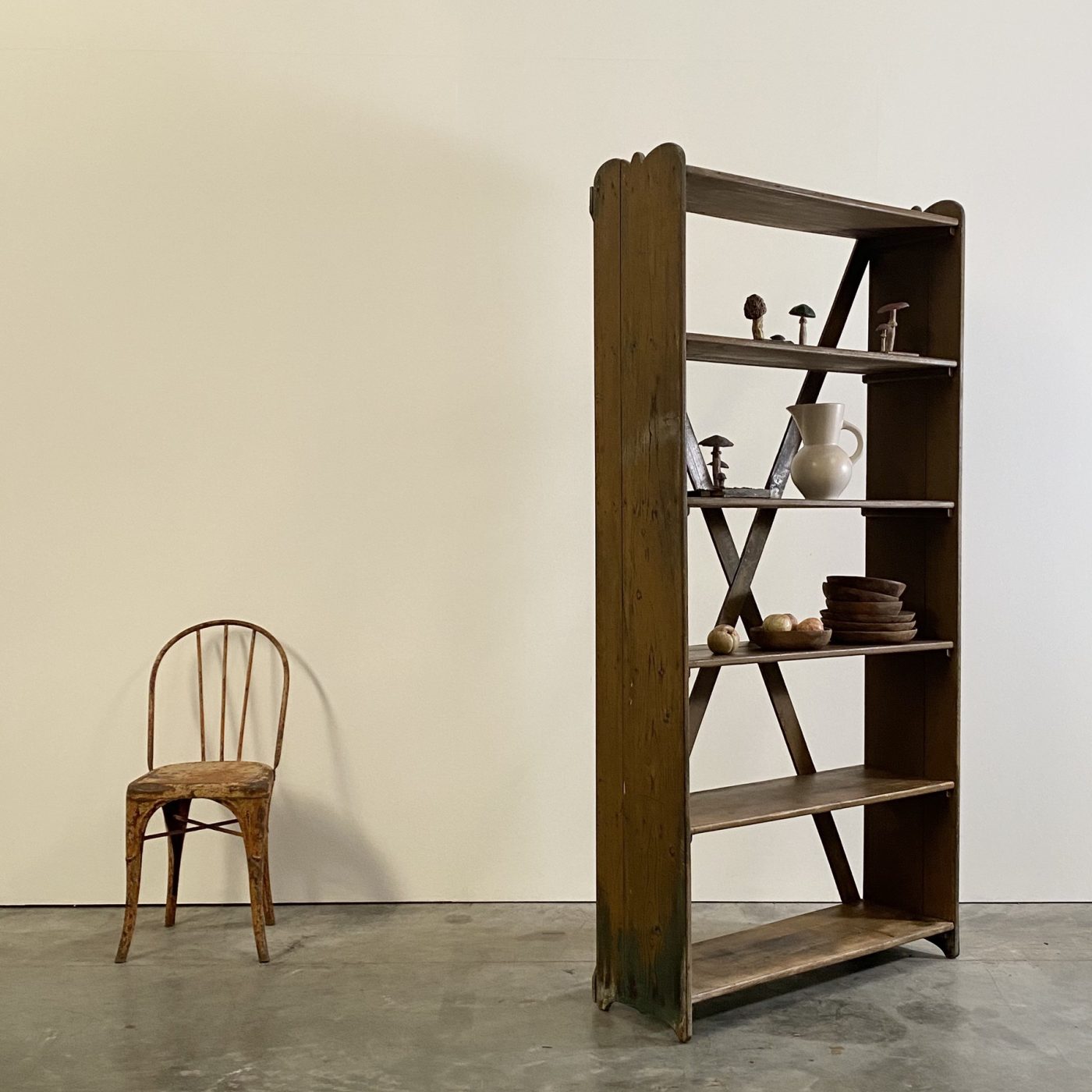 objet-vagabond-wooden-shelf0002
