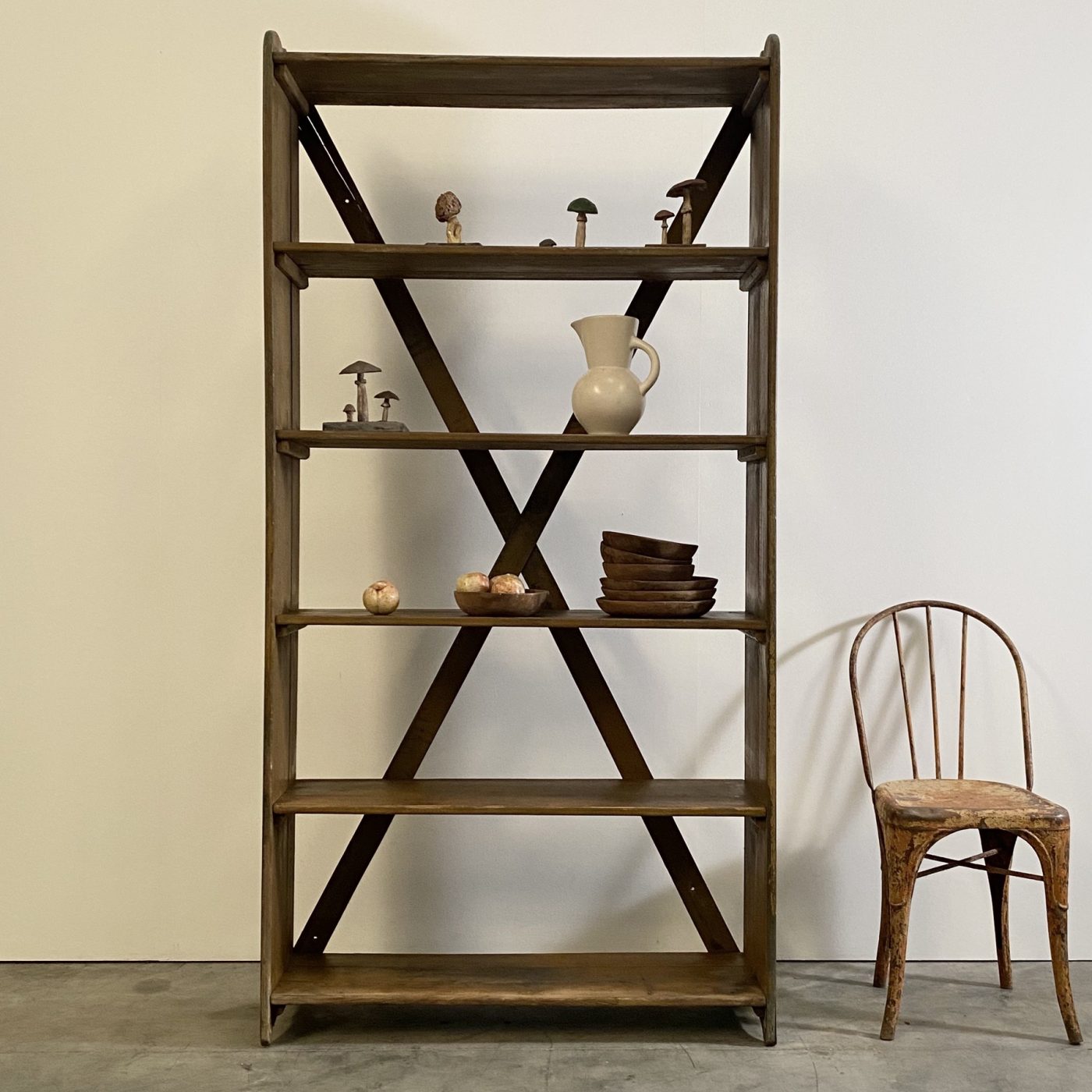 objet-vagabond-wooden-shelf0006