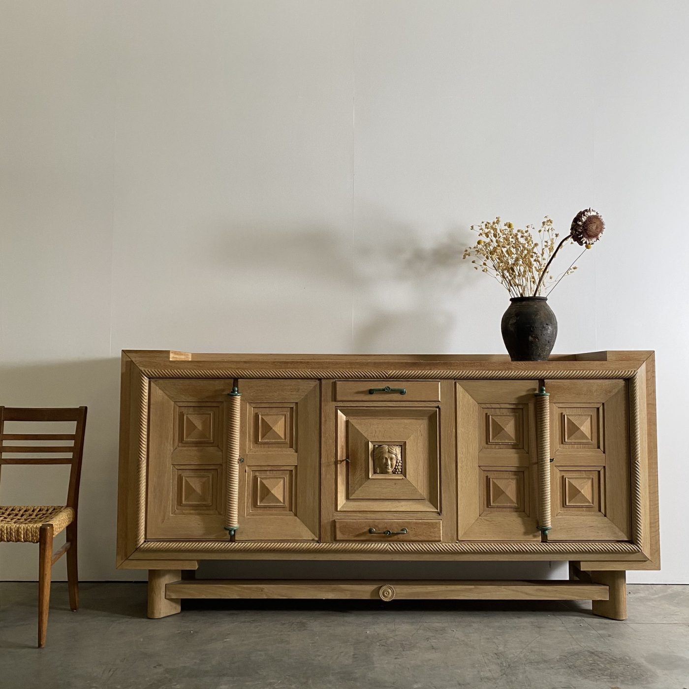 objet-vagabond-1940-sideboard0005