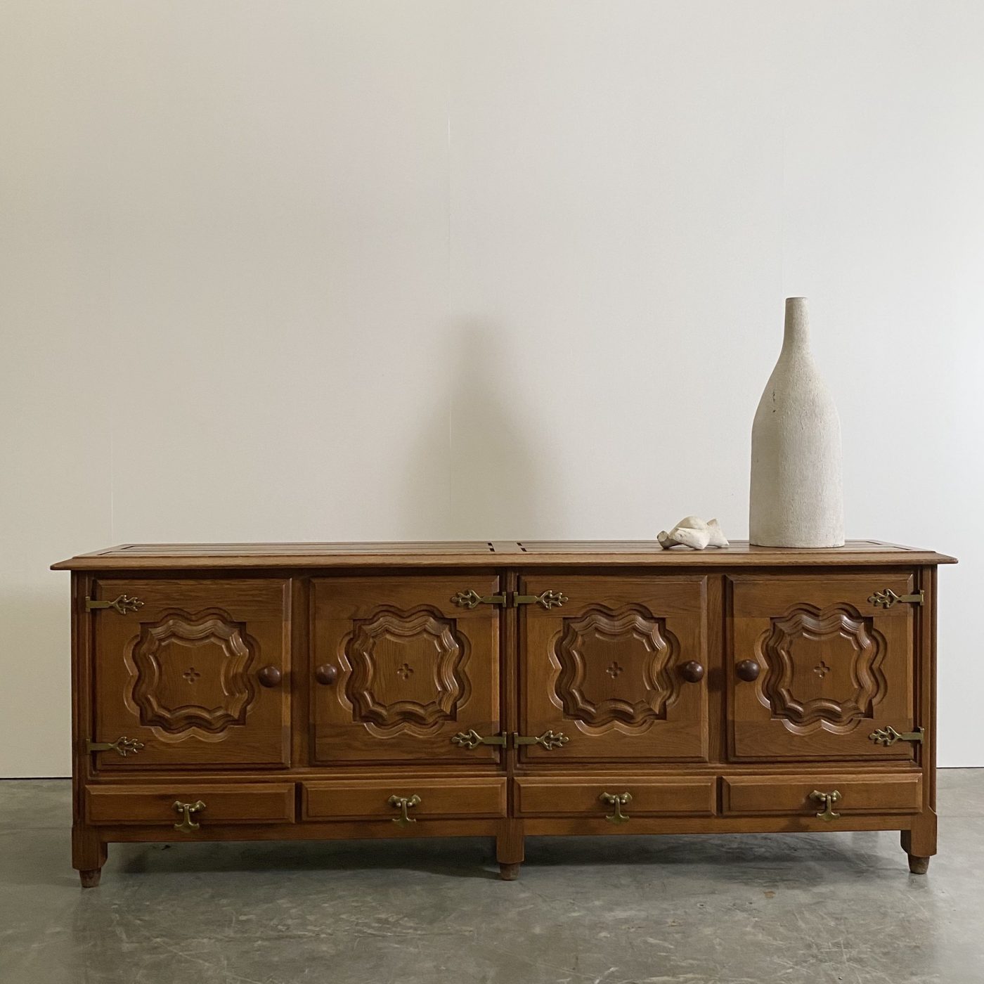 objet-vagabond-brutalist-sideboard0007