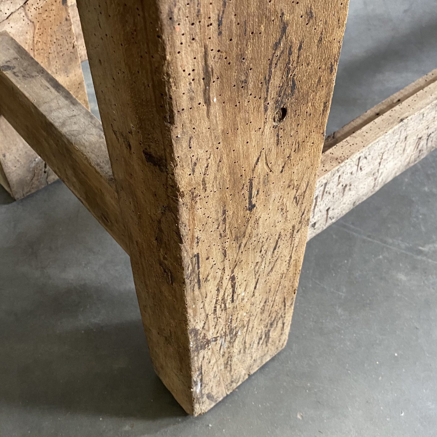 objet-vagabond-carpenter-bench0000