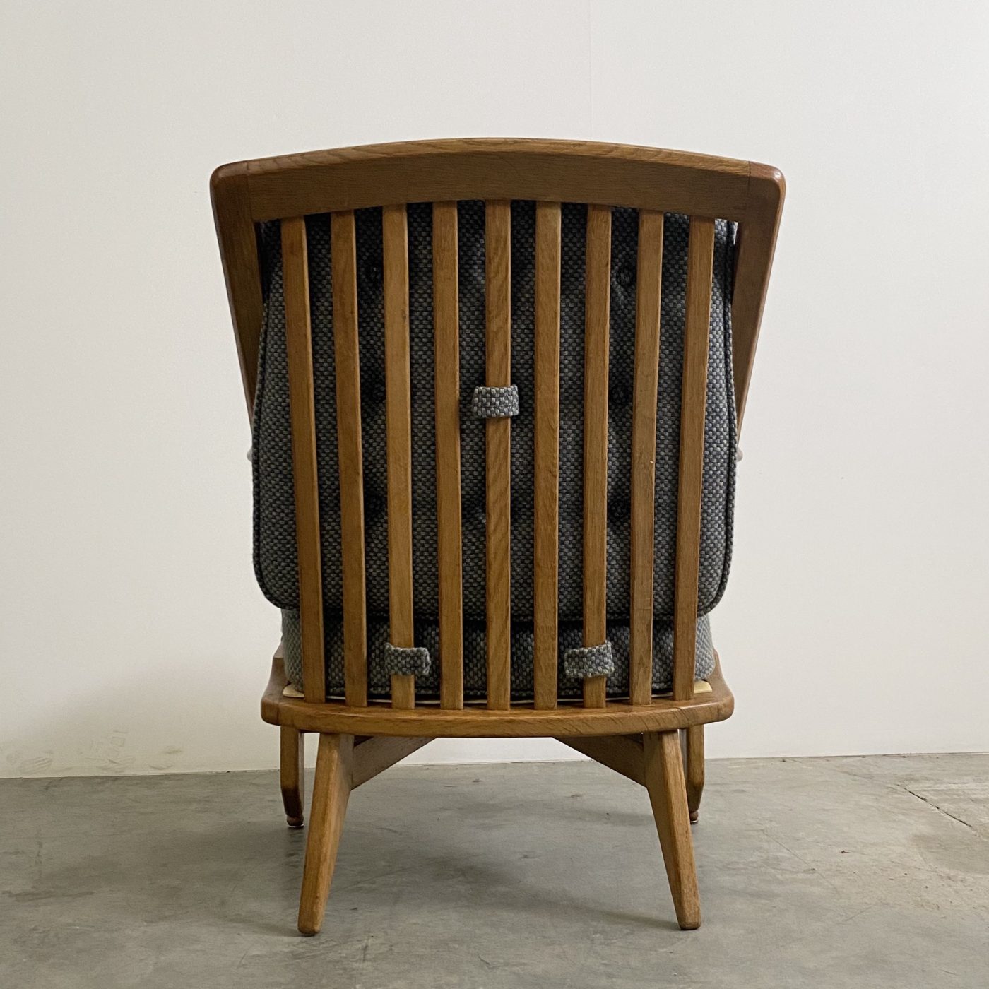 objet-vagabond-midcentury-armchairs0000