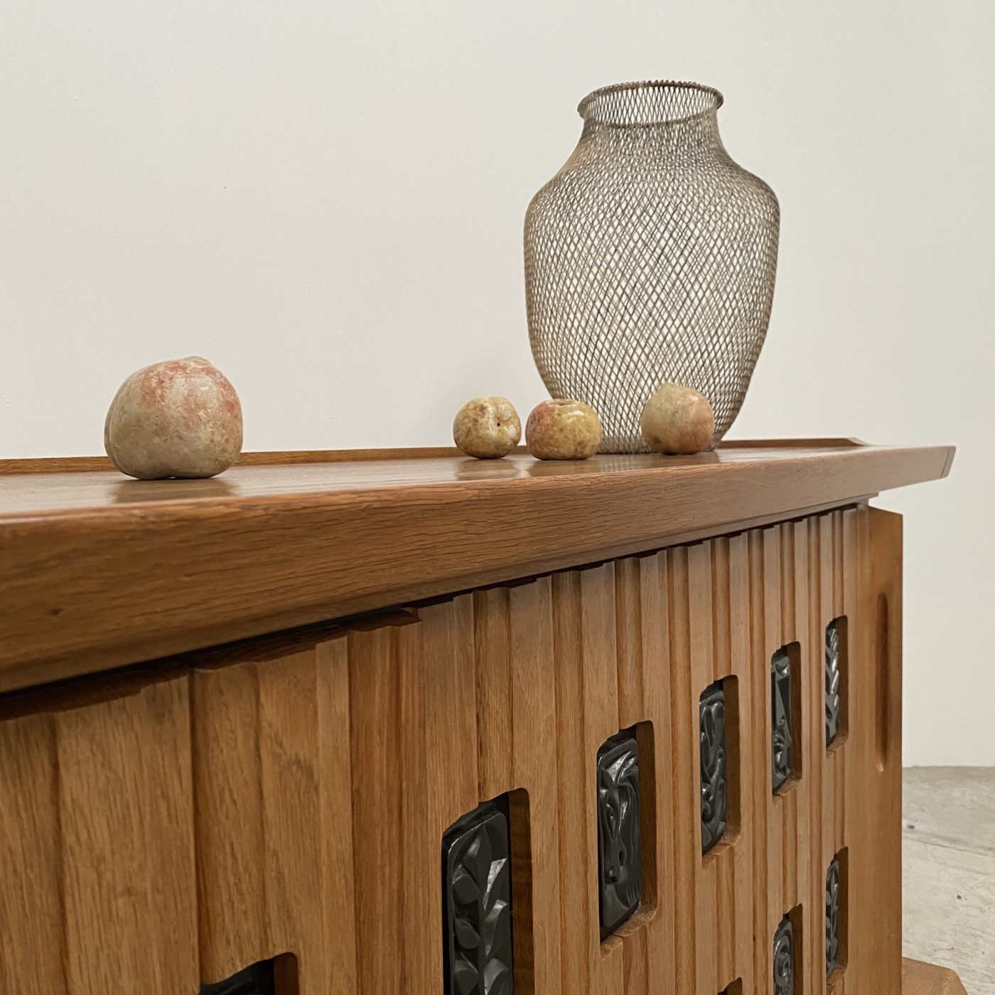 objet-vagabond-midcentury-sideboard0003