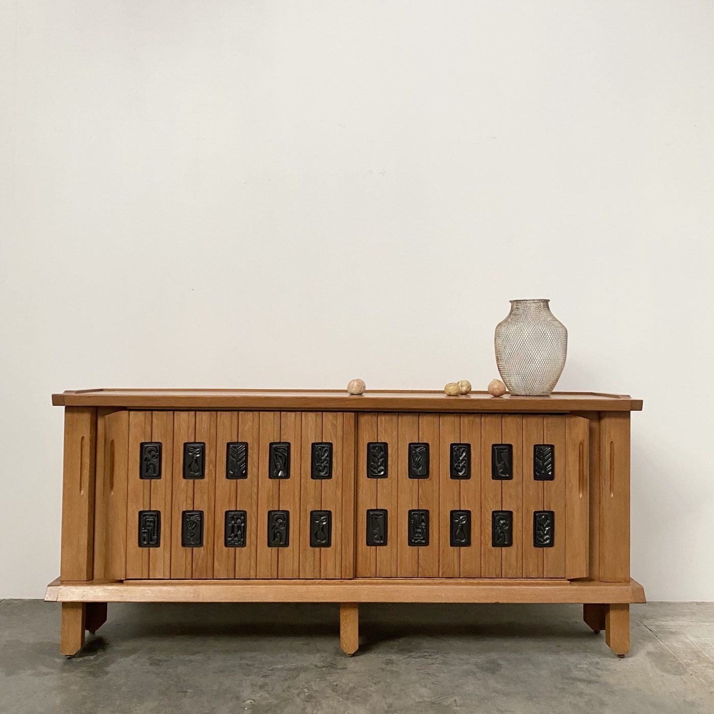 objet-vagabond-midcentury-sideboard0009