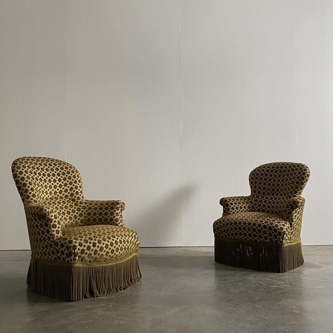 objet-vagabond-napoleon-armchairs0001
