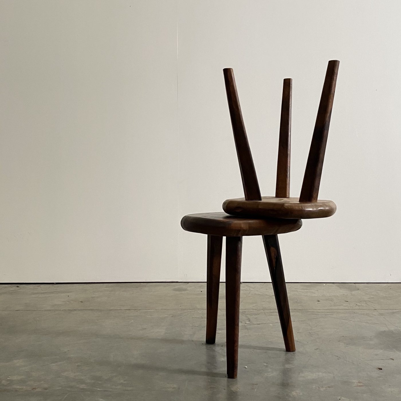 objet-vagabond-olive-stools0000
