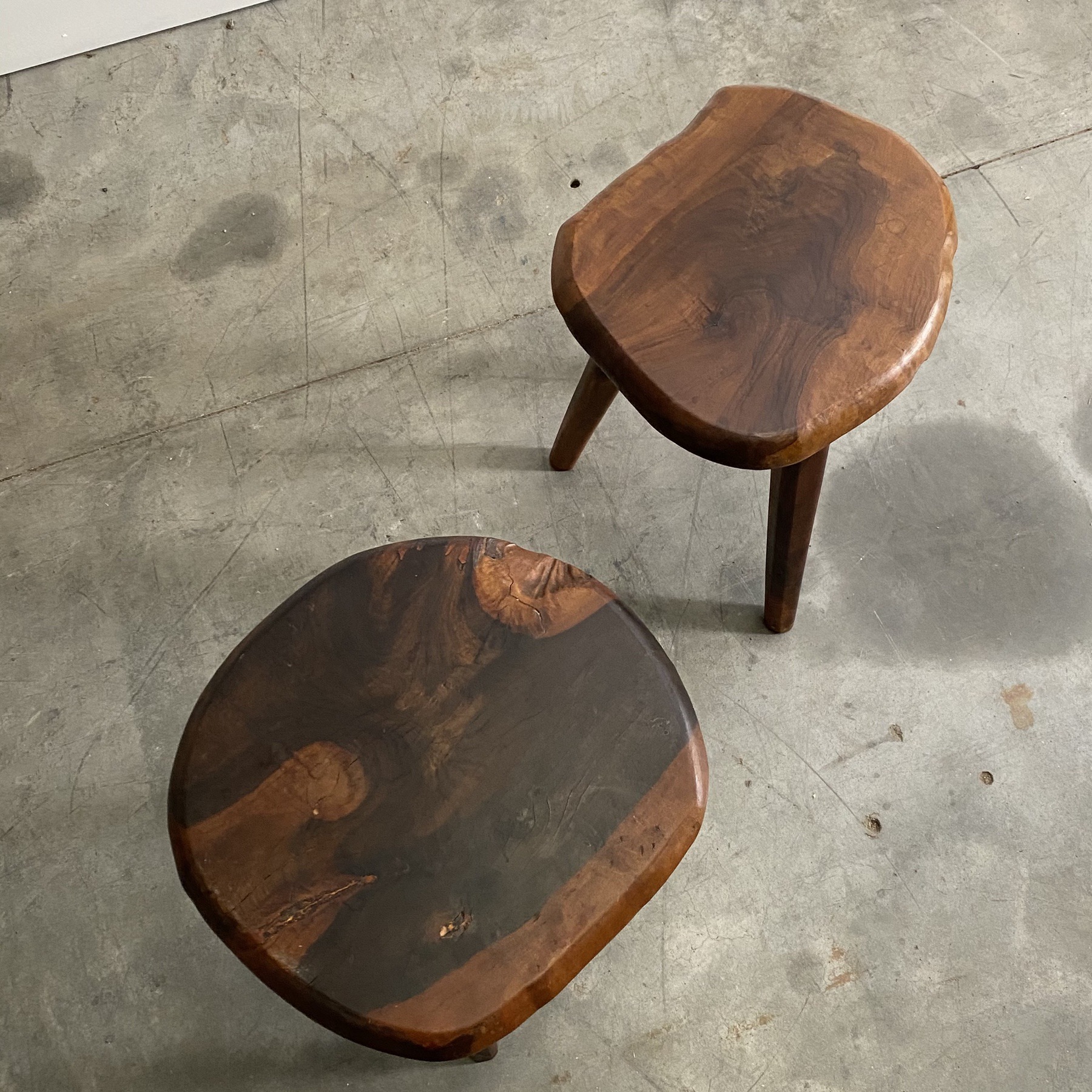 objet-vagabond-olive-stools0001