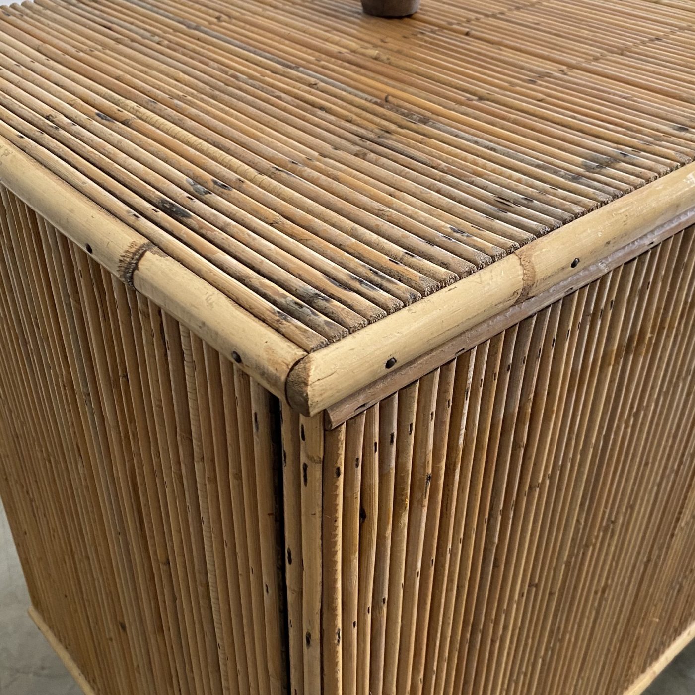 objet-vagabond-rattan-buffet0005