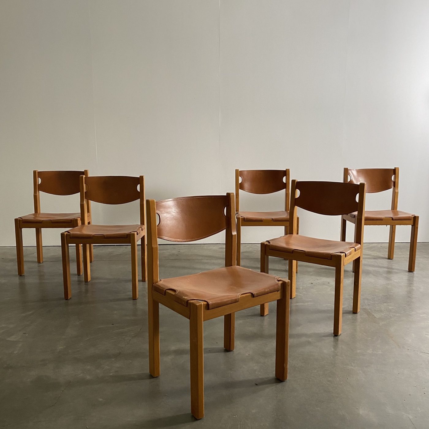 objet-vagabond-regain-chairs0002