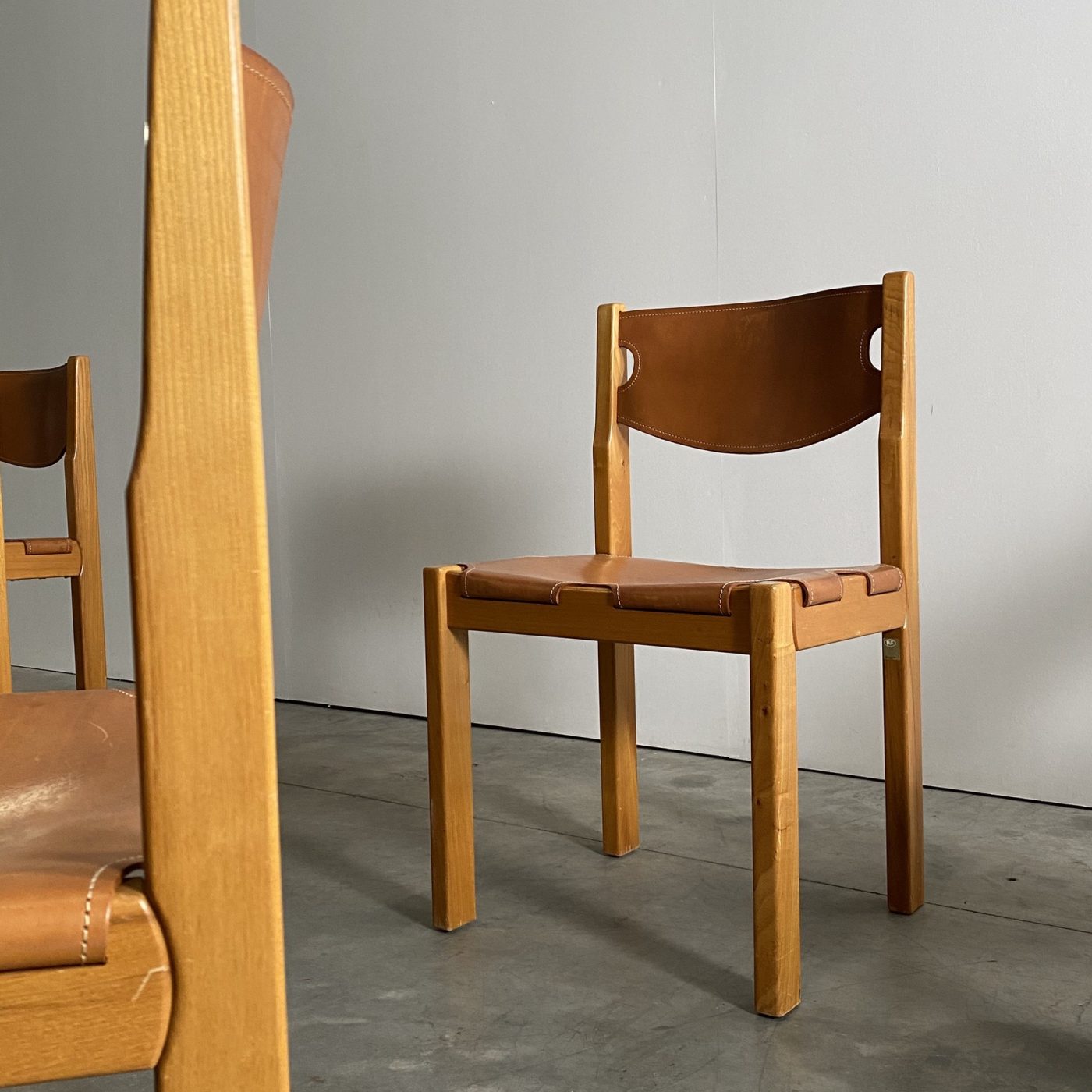 objet-vagabond-regain-chairs0003