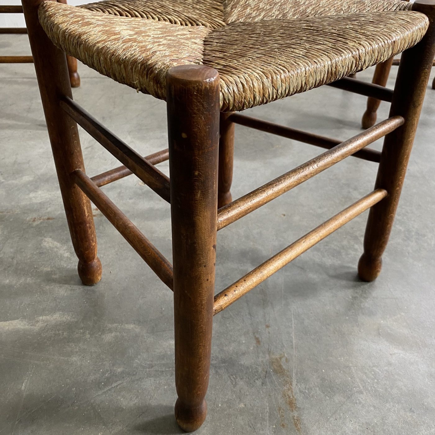 objet-vagabond-rustic-chairs0000