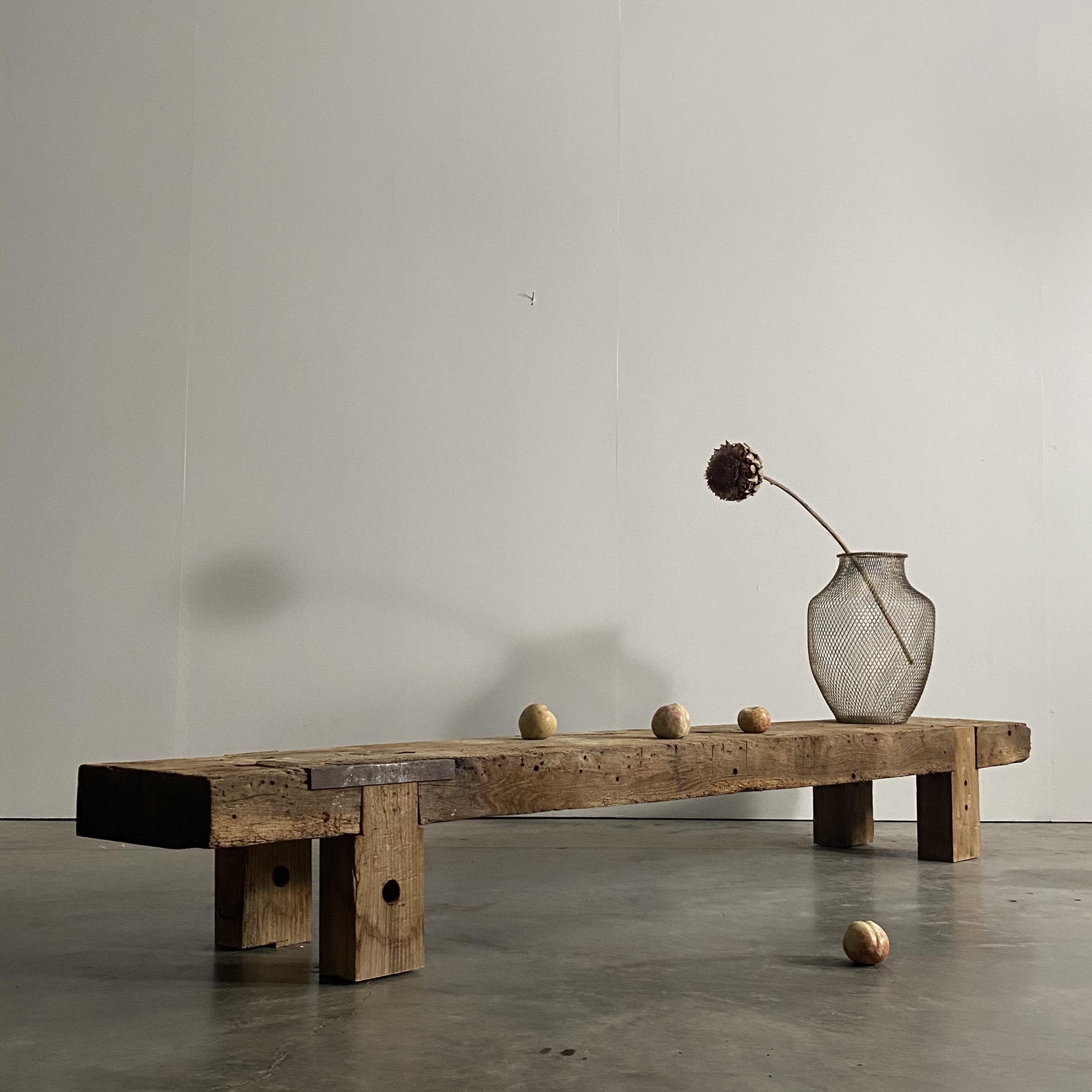 objet-vagabond-large-coffeetable0000